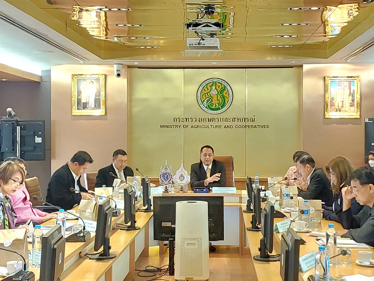 สจก. เข้าร่วมประชุมคณะทำงานแก้ไขปัญหาที่ดินทั้งระบบที่เกี่ยวข้องกับหลายกระทรวง ครั้งที่ 1/2567 