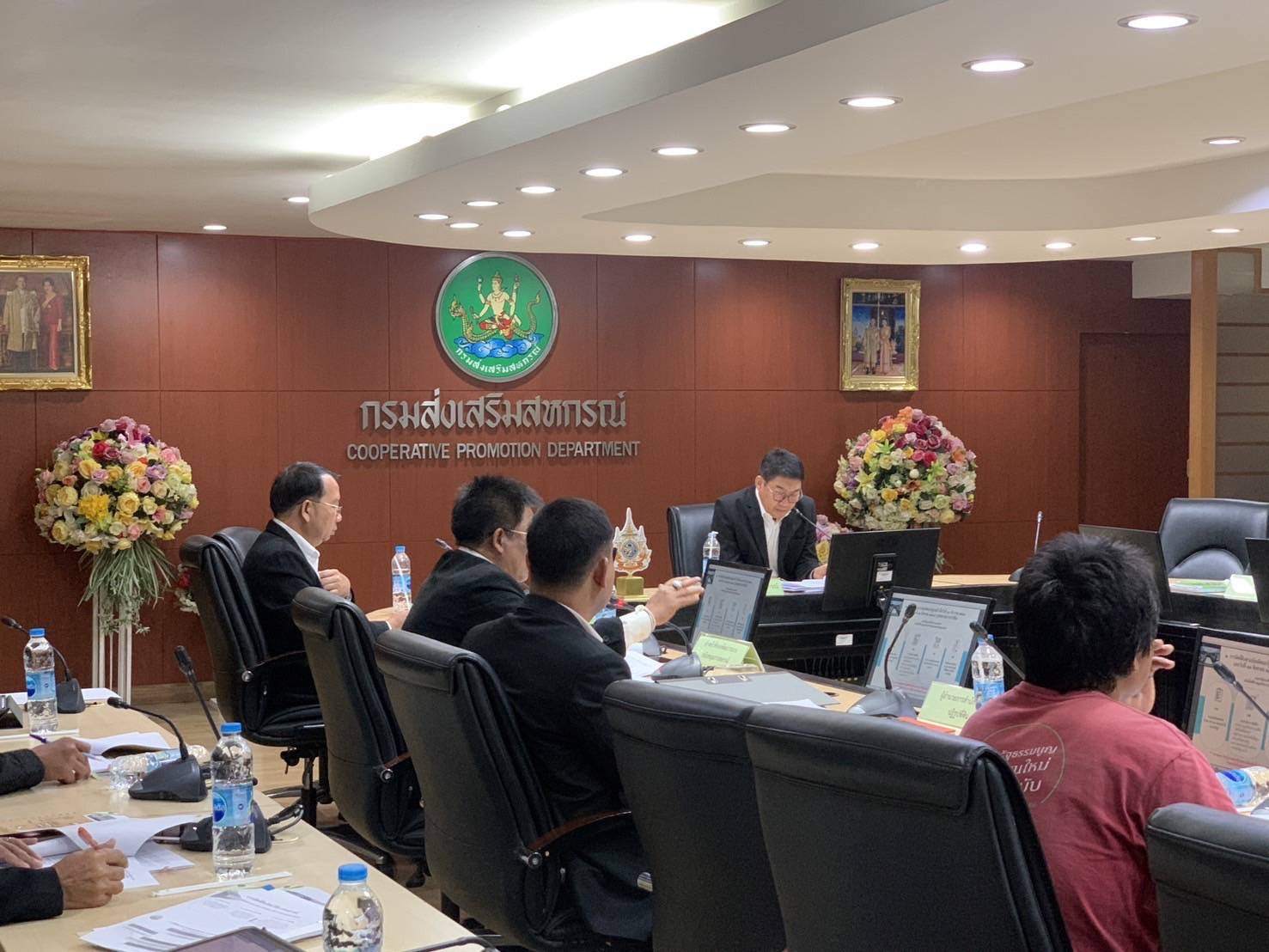 สจก. เข้าร่วมประชุมคณะอนุกรรมการจัดหาที่ดิน กรณีราษฎรได้รับผลกระทบจากนโยบายทวงคืนผืนป่าในเขตป่าสงวนแห่งชาติดงใหญ่ (บ้านเก้าบาตร) ตำบลนางรอง อำเภอโนนดินแดง จังหวัดบุรีรัมย์ ครั้งที่ 1/2567