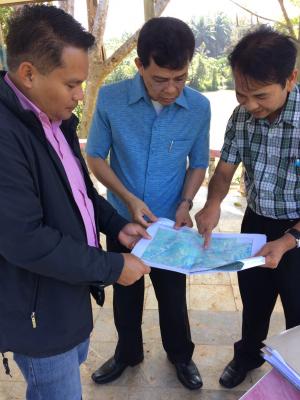 กลุ่มจัดการที่ดินรัฐ(กจร.)ร่วมกับปฏิรูปที่ดินจังหวัดชุมพร ลงพื้นที่เพื่อสำรวจแปลงที่ดิน ต.หงษ์เจริญ อ.ท่าแซะ     จ.ชุมพร