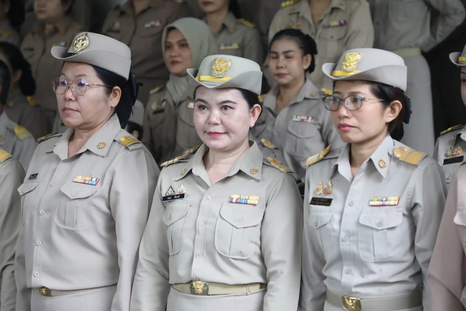 title - สจก. ร่วมกิจกรรมวันพระราชทานธงชาติไทย 28 กันยายน 