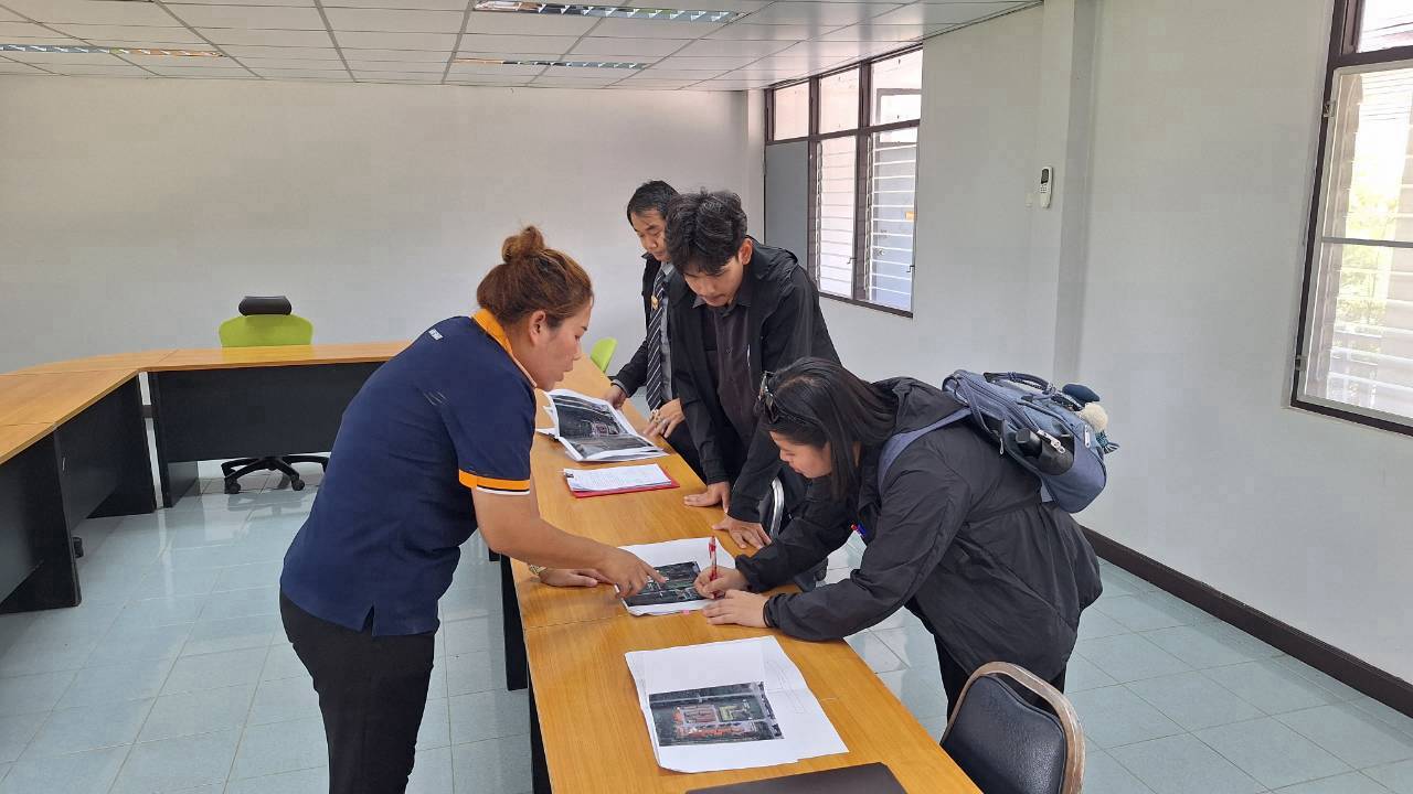 ประสานงานขอรับการสนับสนุนเครื่องจักรกลการเกษตรในการขุดลอกขอบแปลงนาบัว ณ ศูนย์เครื่องจักรกลจังหวัดปทุมธานี