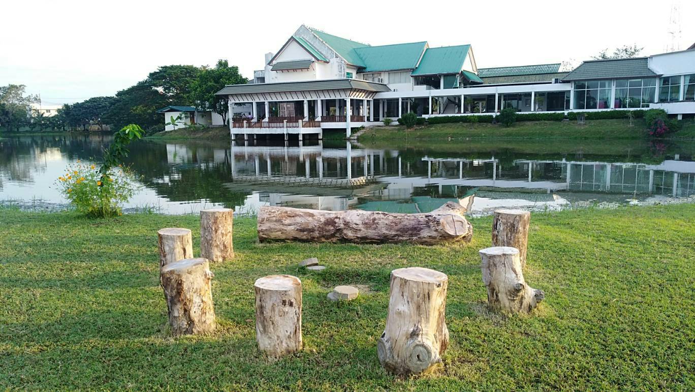 เกณฑ์การใช้และอัตราค่าใช้สถานที่ของศูนย์การเรียนรู้เพื่อการปฏิรูปที่ดิน