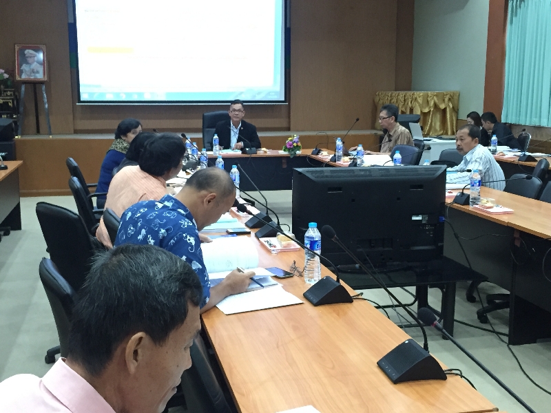 title - ประชุมเพื่อร่วมพิจารณา ตรวจสอบ แก้ไข (ร่าง) คู่มือสำหรับประชาชนตาม พ.ร.บ. การอำนวยความสะดวกในการพิจารณาอนุญาตของทางราชการ พ.ศ.2558 