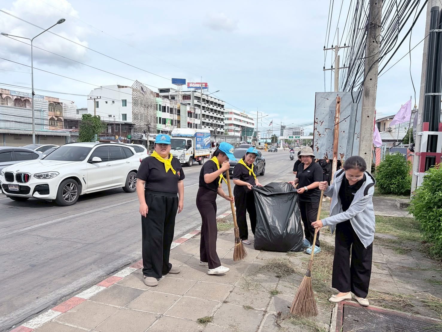title - กิจกรรมจิตอาสาบำเพ็ญสาธารณประโยชน์และบำเพ็ญสาธารณกุศลเฉลิมพระเกียรติ เนื่องในโอกาสพระราชพิธีมหามงคลเฉลิมพระชนมพรรษา 4 รอบ สมเด็จพระนางเจ้าฯ พระบรมราชินี 3 มิถุนายน 2569 