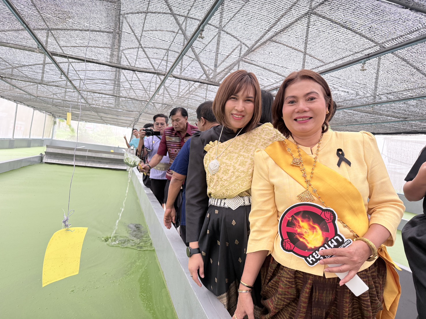 title - วันจันทร์ที่ 9 กุมภาพันธ์ 2569 ว่าที่ร้อยตรี ทรงพล แป้นแก้ว รองผู้ว่าราชการจังหวัดลพบุรี เป็นประธานในพิธีเปิดงาน “Green Gain Day” สร้างการเรียนรู้และสร้างแรงจูงใจ “ไม่เผาแต่ได้รายได้” ภายใต้โครงการส่งเสริมการเกษตรที่เป็นมิตรกับสิ่งแวดล้อม ปี 2569ทั้งนี้ นางสาววรัญญา นิ่มกุล ปฏิรูปที่ดินจังหวัดลพบุรี พร้อมด้วยเจ้าหน้าที่กลุ่มยุทธศาสตร์ และการปฏิรูปที่ดิน ร่วมจัดนิทรรศการ “Green Gain Day” สร้างการเรียนรู้และสร้างแรงจูงใจ  “ไม่เผาแต่ได้รายได้” เพื่อเสริมสร้างการมีส่วนร่วมของเกษตรกรและชุมชนในการบริหารจัดการพื้นที่ และแก้ไขปัญหาการเผาในพื้นที่เกษตร ตลอดจนแนวทางการสร้างมูลค่าเพิ่มจากเศษวัสดุเหลือใช้ทางการเกษตร ณ ศูนย์เรียนรู้กสิกรรมไร้สารพิษละโว้ธานี ตำบลท่าวุ้ง อำเภอท่าวุ้ง จังหวัดลพบุรี