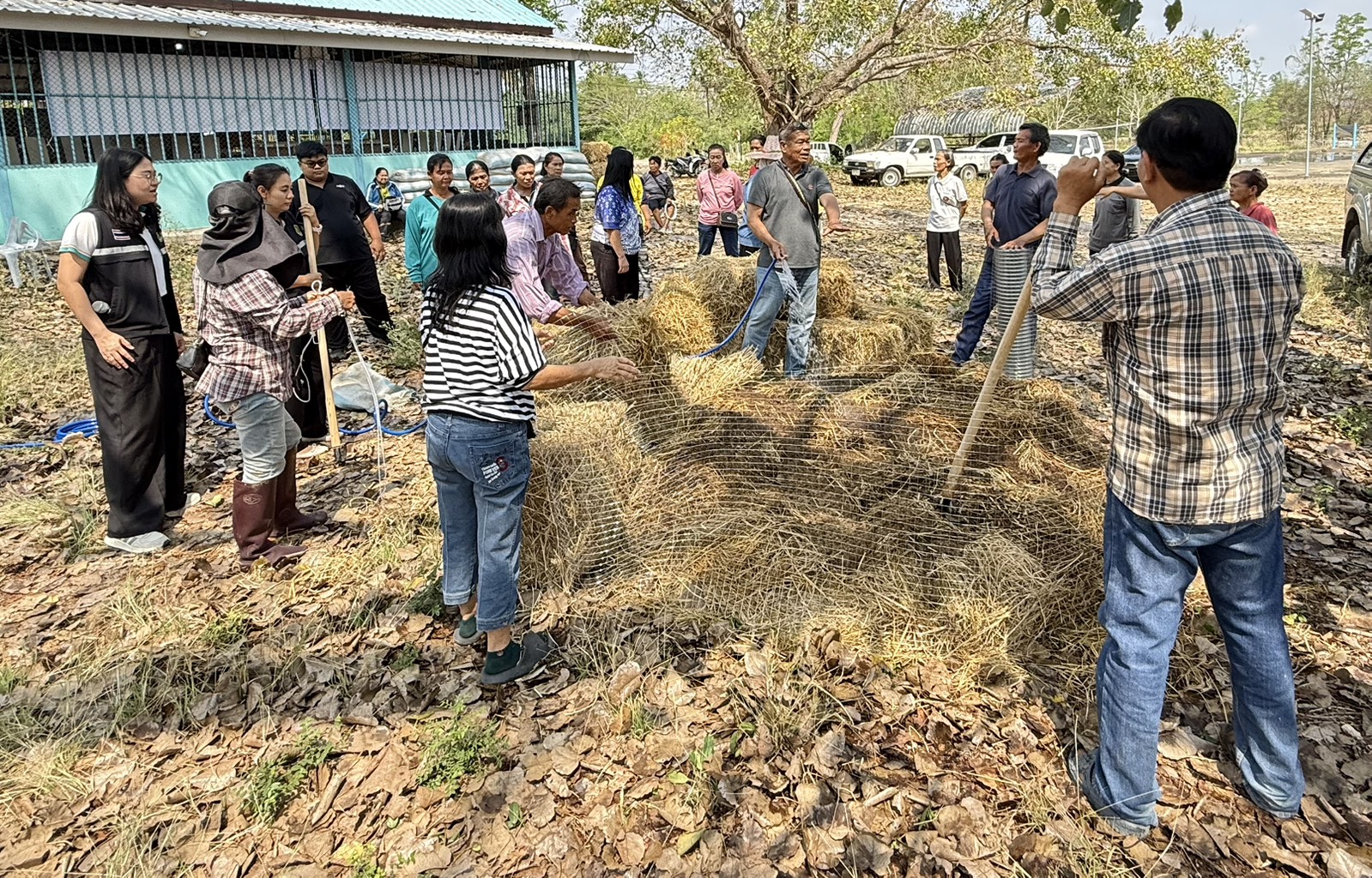 title - อบรมโครงการลดการเผาวัสดุเหลือใช้ทางการเกษตรในเขตปฏิรูปที่ดินจังหวัดลพบุรี