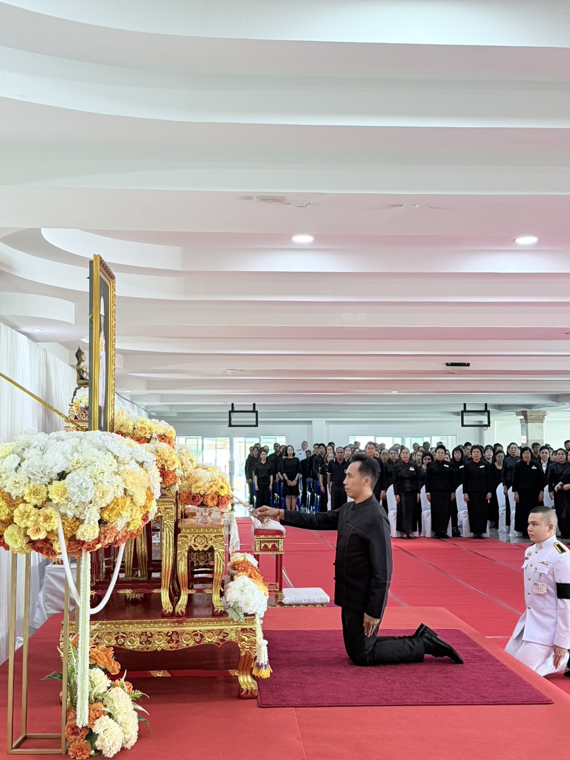 title -  เข้าร่วมพิธีบำเพ็ญกุศลสวดพระอภิธรรม เพื่ออุทิศถวายพระกุศลแด่สมเด็จพระเจ้าลูกเธอ เจ้าฟ้าพัชรกิติยาภา นเรนทิราเทพยวดี กรมหลวงราชสาริณีสิริพัชร มหาวัชรราชธิดา