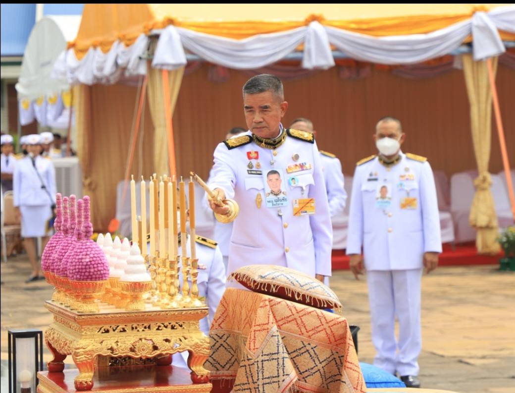 ส.ป.ก.ลพบุรี เข้าร่วมประกอบพิธีถวายราชสักการะสมเด็จพระนารายณ์มหาราช