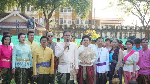 กิจกรรมเดินประชาสัมพันธ์แต่งไทย (เคาะประตู) งานแผ่นดินสมเด็จพระนารายณ์มหาราช ครั้งที่ 31 ประจำปี 2561