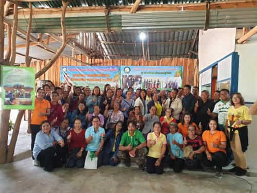 การศึกษาดูงานเพื่อเพิ่มประสิทธิภาพการบริหารจัดการกลุ่ม เพื่อให้เกษตรกรได้เรียนรู้กับกลุ่มที่ประสบความสำเร็จ สามารถเชื่อมโยงเครือข่ายในการบริหารจัดการในรูปแบบกลุ่มได้ ทั้งทางด้านการผลิต การบริหารจัดการ การแปรรูปและการตลาด