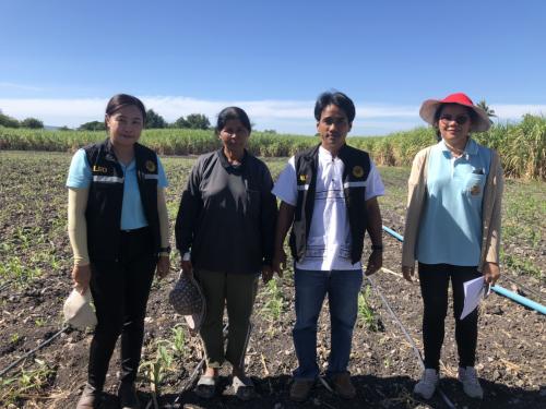 ส.ป.ก.ลพบุรี และเจ้าหน้าที่เกษตรอำเภอพัฒนานิคม ลงพื้นที่ตรวจสอบแปลงที่ดินที่ประสงค์เข้าร่วมโครงการ 1 ตำบล 1 เกษตรทฤษฎีใหม่ในเขตปฏิรูปที่ดินจังหวัดลพบุรี 