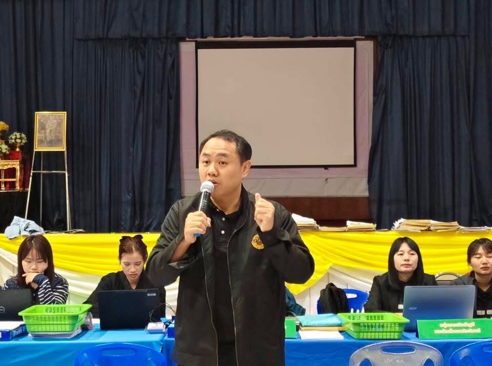 ศูนย์บริการประชาชนเคลื่อนที่ (Mobile Unit) ในเขตปฏิรูปที่ดิน และโครงการปรับปรุงหนังสืออนุญาตให้เข้าทำประโยชน์ในเขตปฏิรูปที่ดิน(ส.ป.ก. 4-01) ณ อำเภอแม่สะเรียง จังหวัดแม่ฮ่องสอน