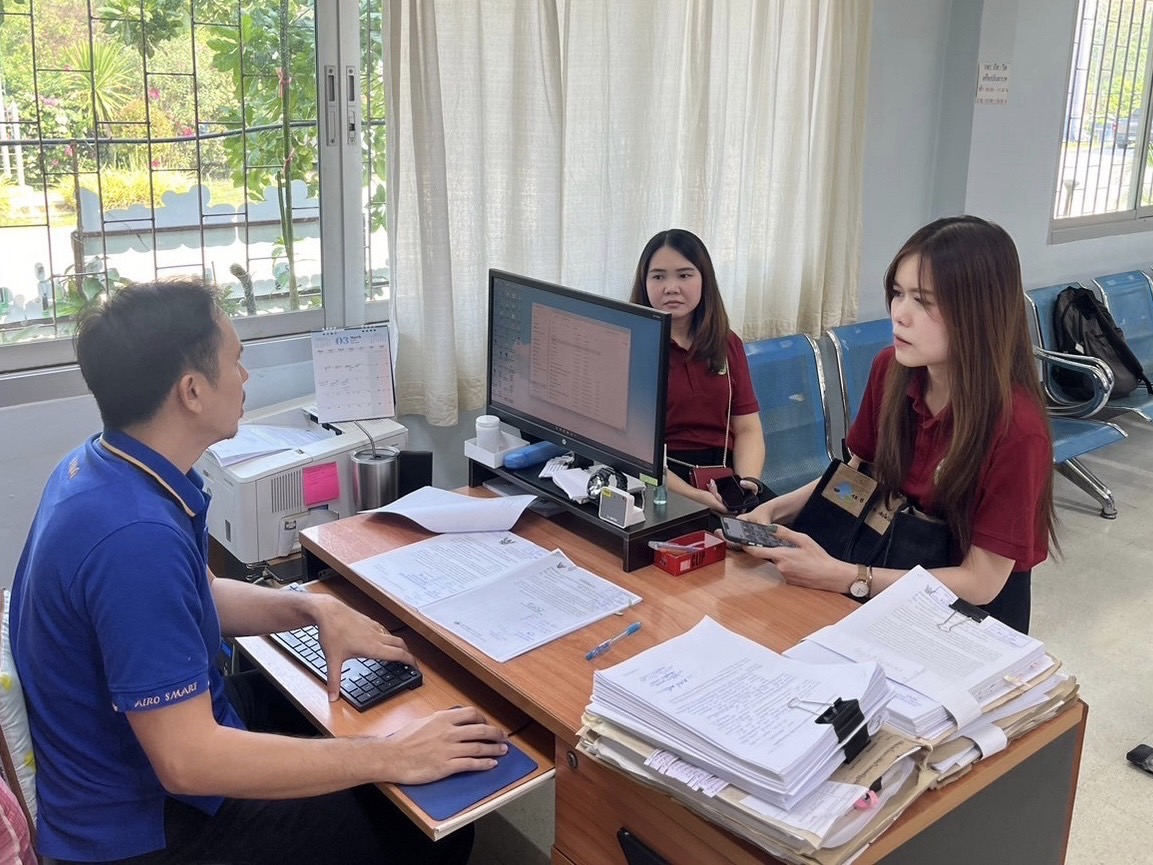 กลุ่มตรวจสอบมาตรฐานการรังวัดและแผนที่ ดำเนินการติดตามและแนะนำงานด้านการจัดทำแผนที่ และการขออนุญาตใช้ที่ดินเพื่อกิจการสาธารณูปโภคและกิจการอื่น ๆ ในเขตปฏิรูปที่ดิน ของสำนักงานการปฏิรูปที่ดินจังหวัดน่าน และจังหวัดแพร่