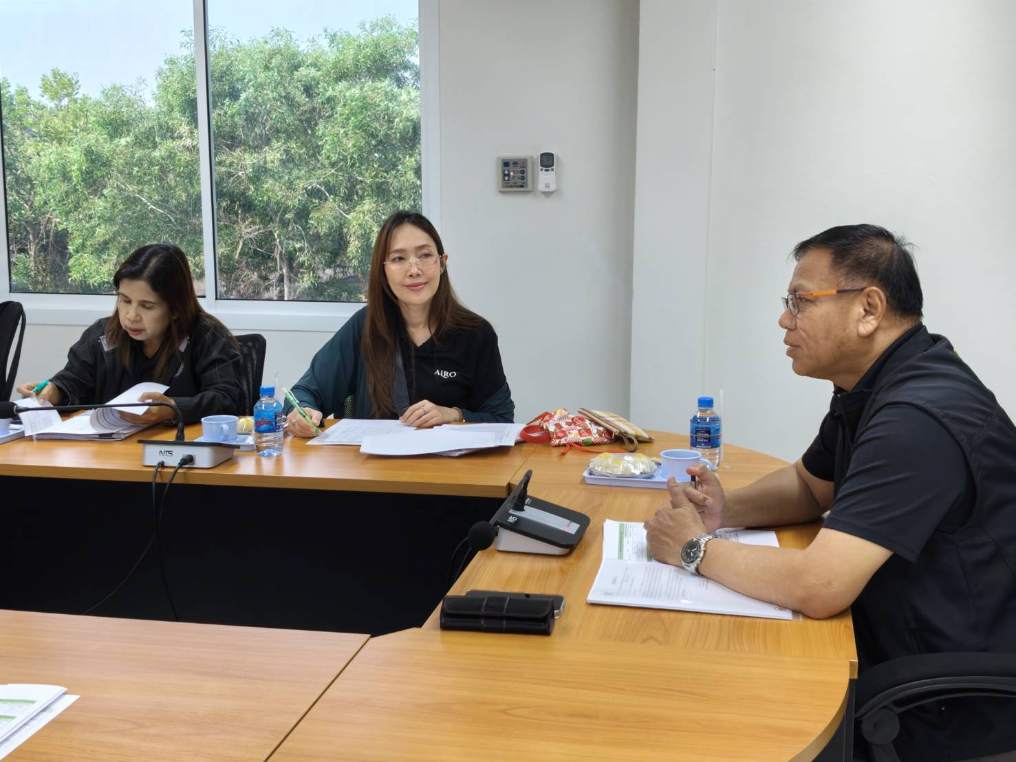 title - วันที่ 11 กุมภาพันธ์ 2569 นายพนมไพร ดีใหม่ ผอ. สำนักจัดการแผนที่และสารบบที่ดิน ติดตามเเละตรวจสอบงานสำรวจรังวัดแผนที่แปลงที่ดินตามมาตรฐาน Rtk Gnss Network ปีงบประมาณ2569 จังหวัดจันทบุรี