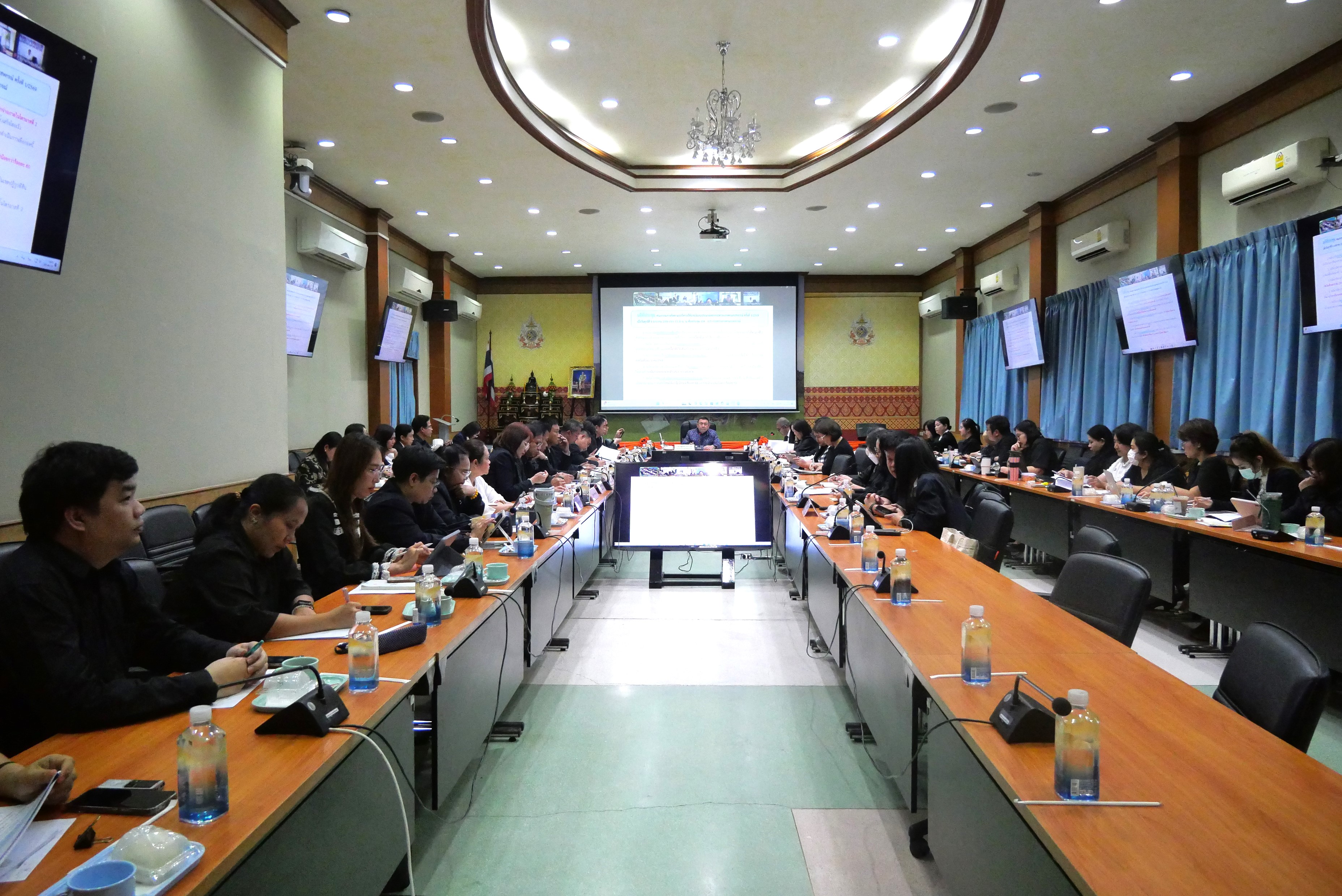 title - ผอ. สผส. ร่วมประชุมคณะทำงานติดตามเร่งรัดการใช้จ่ายเงินงบประมาณประจำปีงบประมาณ พ.ศ. 2569 ของ ส.ป.ก. ครั้งที่ 1/2569