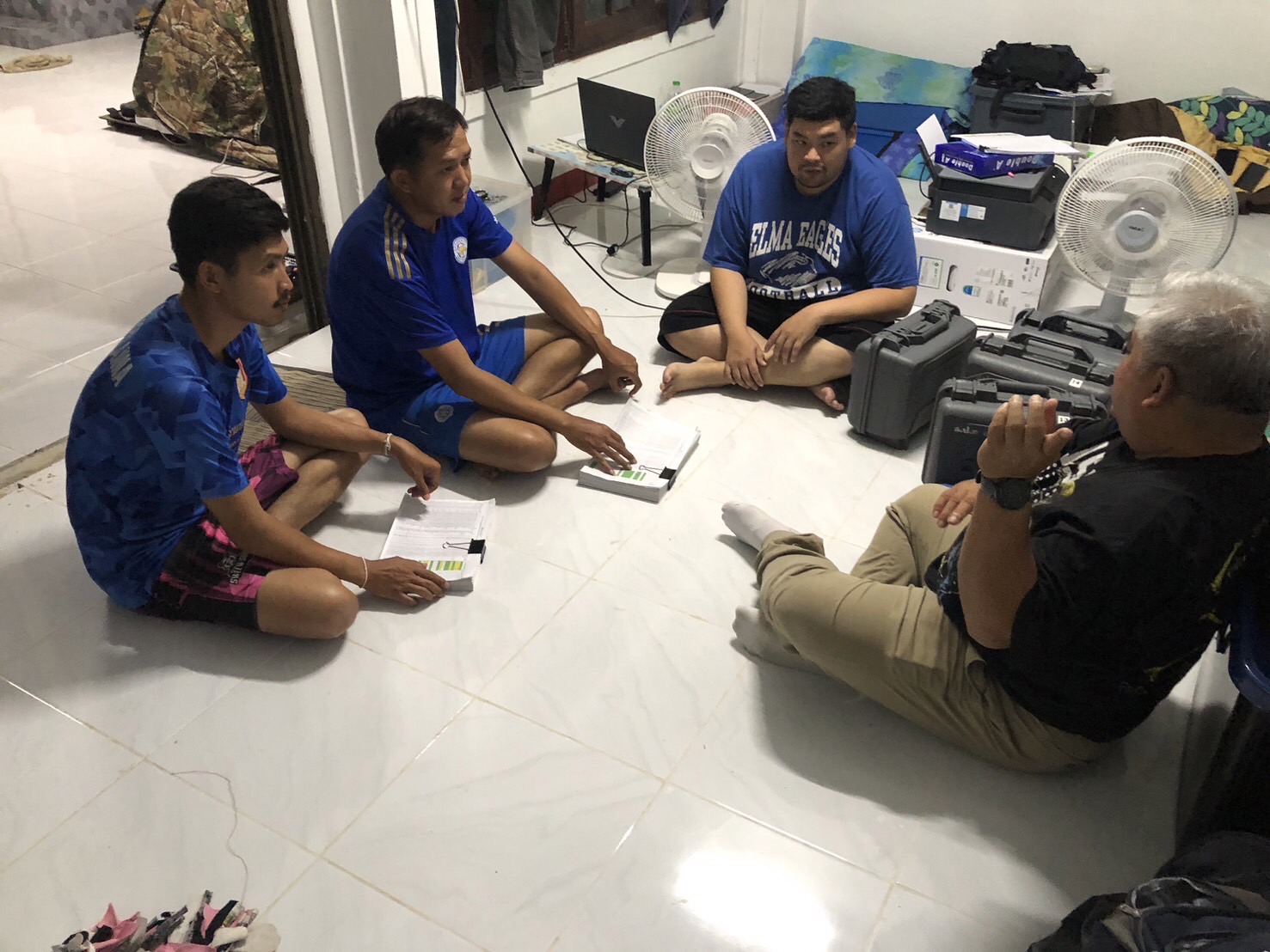 กลุ่มแผนที่ ติดตามการปฏิบัติงานโครงการวางโครงหมุดหลักแผนที่และปักหลักเขตจังหวัด ศรีสะเกษ วันที่ 22-26 เมษายน 2568