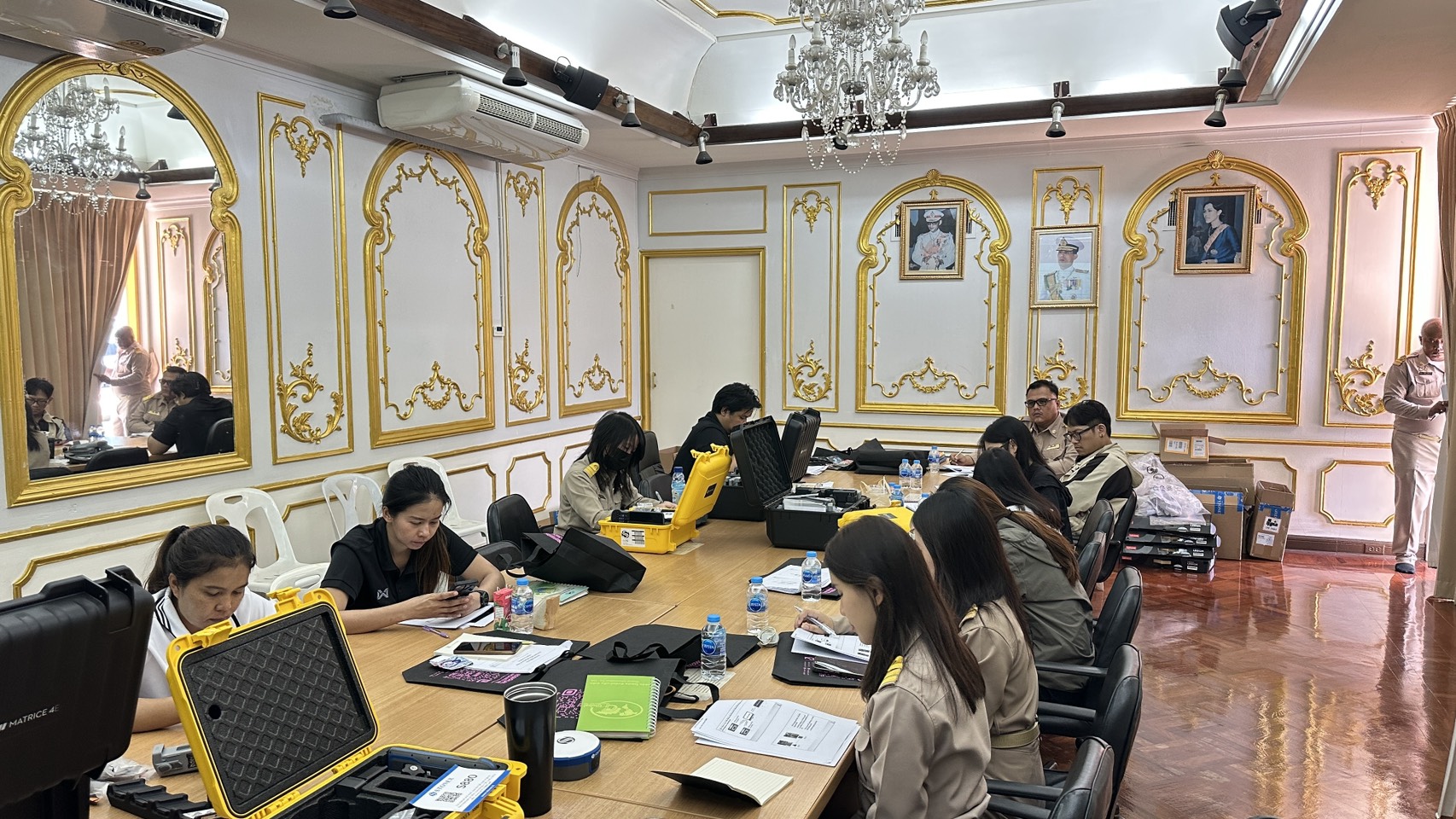 title - สำนักจัดการแผนที่และสารบบที่ดินจัดให้มีการฝึกอบรมการใช้งานอากาศยานไร้คนขับแก่บุคลากรที่เกี่ยวข้องเพื่อพัฒนาความรู้ความสามารถความชำนาญ ในการปฎิบัติภารกิจงานสนับสนุน วันที่ 9-10 มีนาคม 2569 