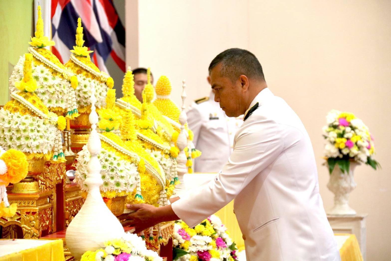 ร่วมพิธีวางพานพุ่มดอกไม้และถวายราชสดุดี เนื่องในวันที่ระลึกพระบาทสมเด็จพระนั่งเกล้าเจ้าอยู่หัว