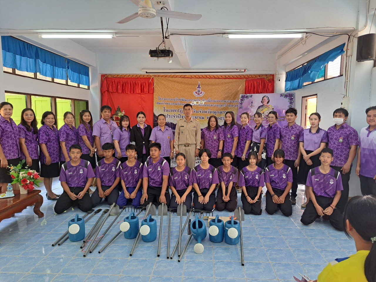 ฝึกอบรมและมอบวัสดุการเกษตรโครงการอนุรักษ์พันธุกรรมพืช อันเนื่องมาจากพระราชดำริ