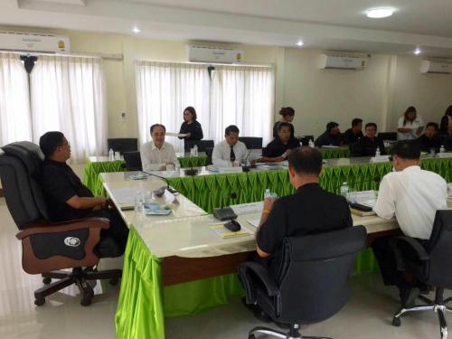 ส.ป.ก.มุกดาหาร ร่วมประชุมคณะกรรมการ กำกับ ควบคุมและกำหนดแนวทางการดำเนินการเกี่ยวกับการจ่ายเงินค่าขนย้าย ค่ารื้อย้ายอาคาร บ้านเรือน สิ่งปลูกสร้าง ต้นไม้ยืนต้น พืชล้มลุก ให้แก่ราษฎรผู้ถือครองและทำประโยชน์ในที่ดินที่หน่วยงานราชการดูแล