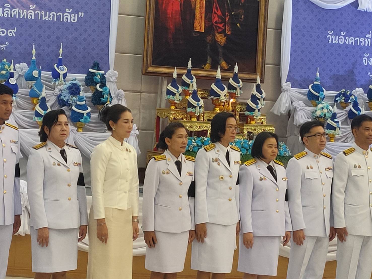 title - ส.ป.ก.นครนายก เข้าร่วมงานรัฐพิธีวันที่ระลึก พระบาทสมเด็จพระพุทธเลิศหล้านภาลัย 