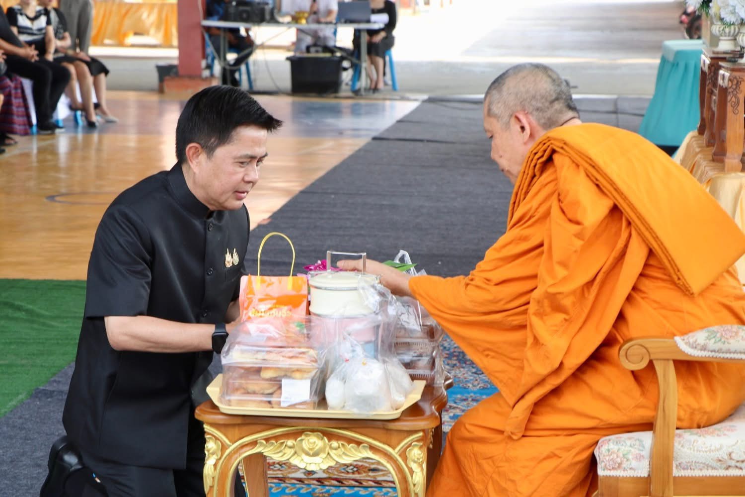 title - ส.ป.ก.นครนายก ร่วมโครงการทอดผ้าป่าขยะ 