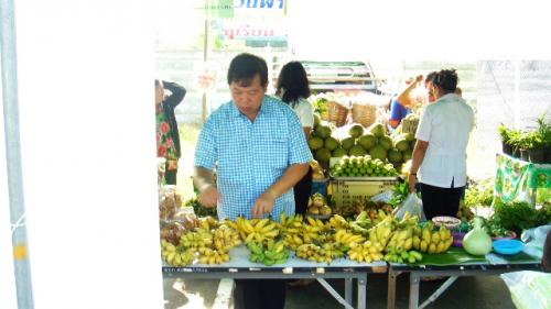 ตลาดนัดสีเขียว