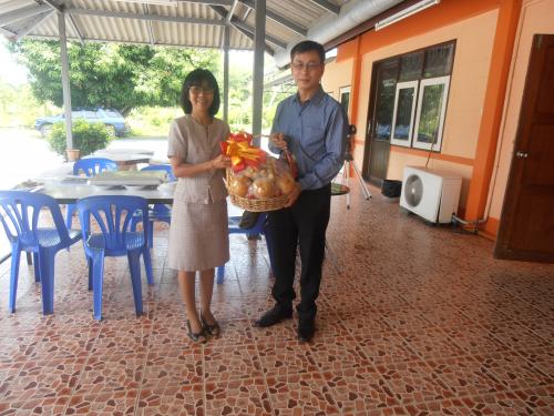 การติดตามงานของรองเลขาธิการ ส.ป.ก. และคณะ