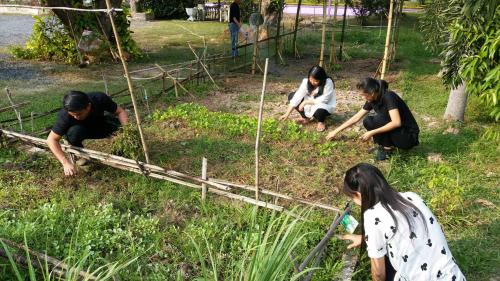 ศูนย์เรียนรู้เพื่อส่งเสริมปรัชญาของเศรษฐกิจพอเพียงและเกษตรทฤษฎีใหม่ ส.ป.ก.นครนายก ครั้งที่ 4 (23 ธ.ค.2559) 