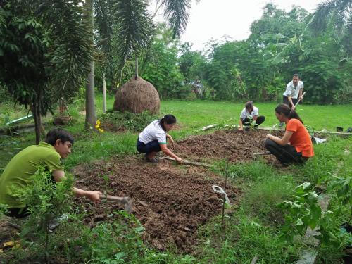 ศูนย์เรียนรู้เพื่อส่งเสริมปรัชญาของเศรษฐกิจพอเพียงและเกษตรทฤษฎีใหม่ ประจำเดือน มิถุนายน ส.ป.ก.นครนายก