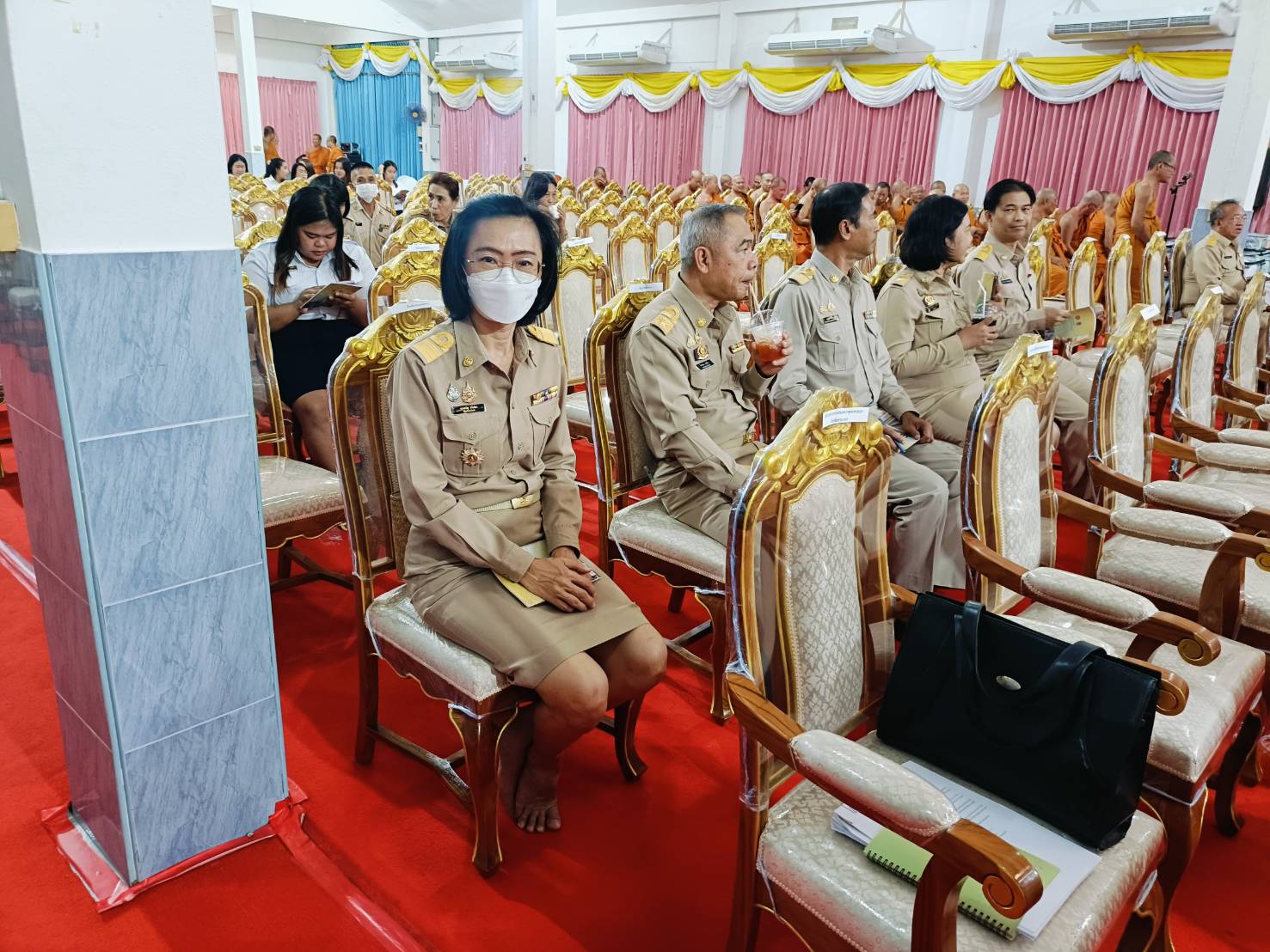 title - ส.ป.ก.นครนายก ร่วมพิธีเจริญพระพุทธมนต์เฉลิมพระเกียรติถวายพระพรชัยมงคล แด่พระบาทสมเด็จพระเจ้าอยู่หัว และพระบรมวงศานุวงศ์ ประจำเดือนมกราคม 2568