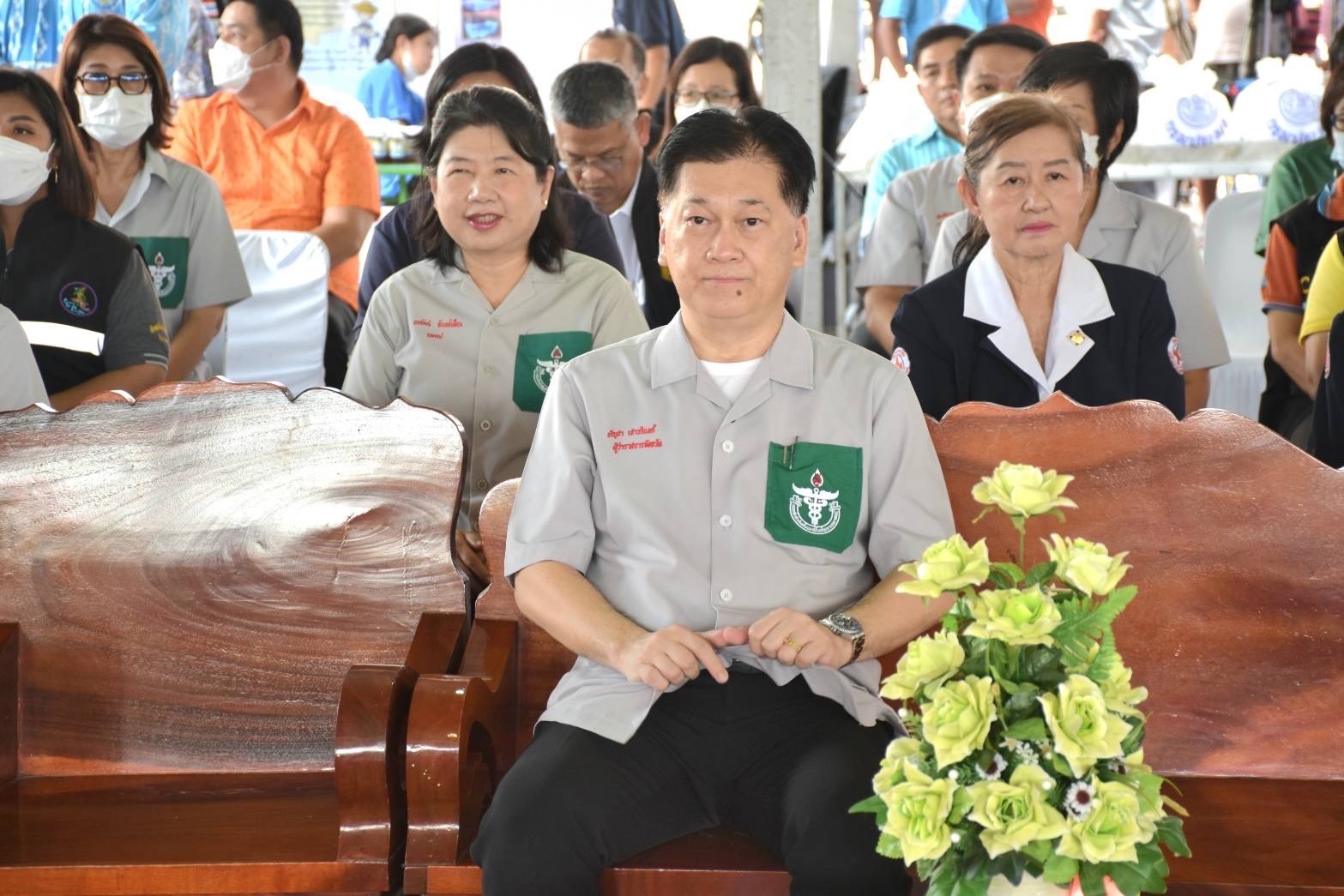 ร่วมออกหน่วยบริการเคลื่อนที่ โครงการบำบัดทุกข์ บำรุงสุข สร้างรอยยิ้มและความปรองดองสมานฉันท์ ให้ประชาชนจังหวัดนครนายก 