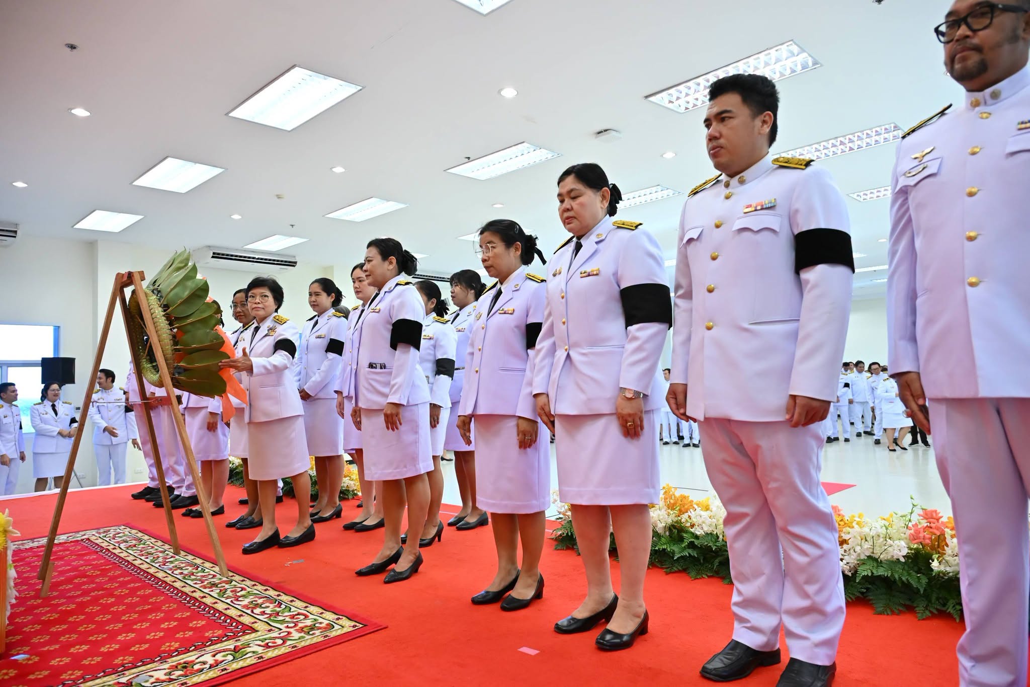 title - พิธีวางพวงมาลา หน้าพระบรมสาทิสลักษณ์ พระบาทสมเด็จพระจอมเกล้าเจ้าอยู่หัว รัชกาลที่ 4 เนื่องในวันที่ระลึกพระบาทสมเด็จพระจอมเกล้าเจ้าอยู่หัว ประจำปี 2569 