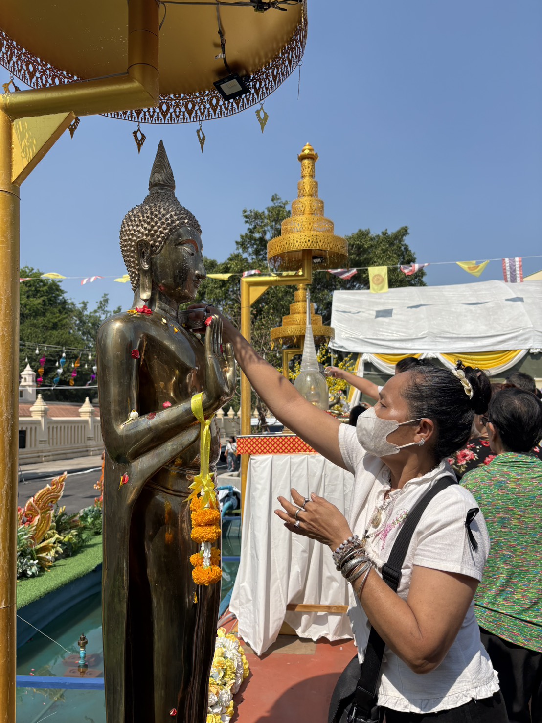 title - ส.ป.ก.นครปฐม ร่วมพิธีเปิดงานประเพณีสงกรานต์ ประจำปี 2569