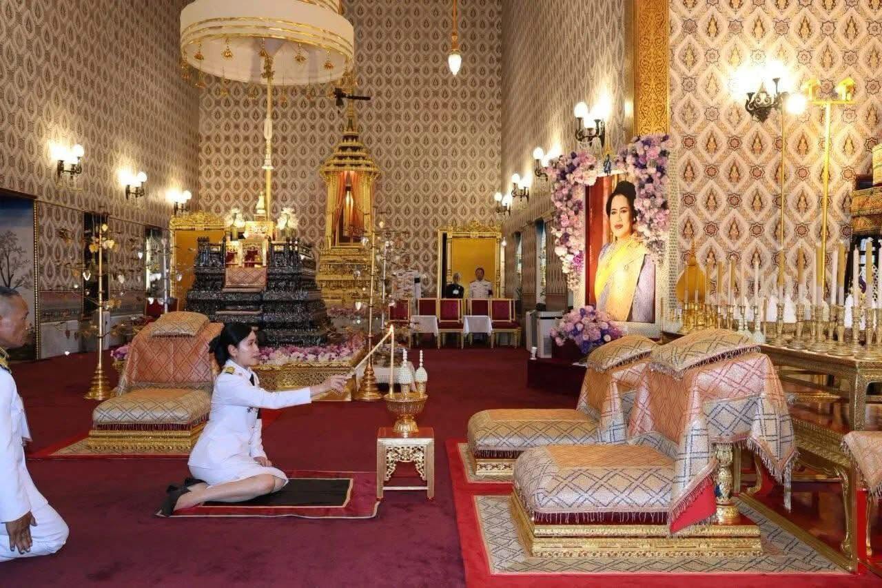 title - ส.ป.ก.นครปฐม เข้าร่วมบำเพ็ญกุศลถวายพระบรมศพ สมเด็จพระนางเจ้าสิริกิติ์ พระบรมราชินีนาถ พระบรมราชชนนีพันปีหลวง