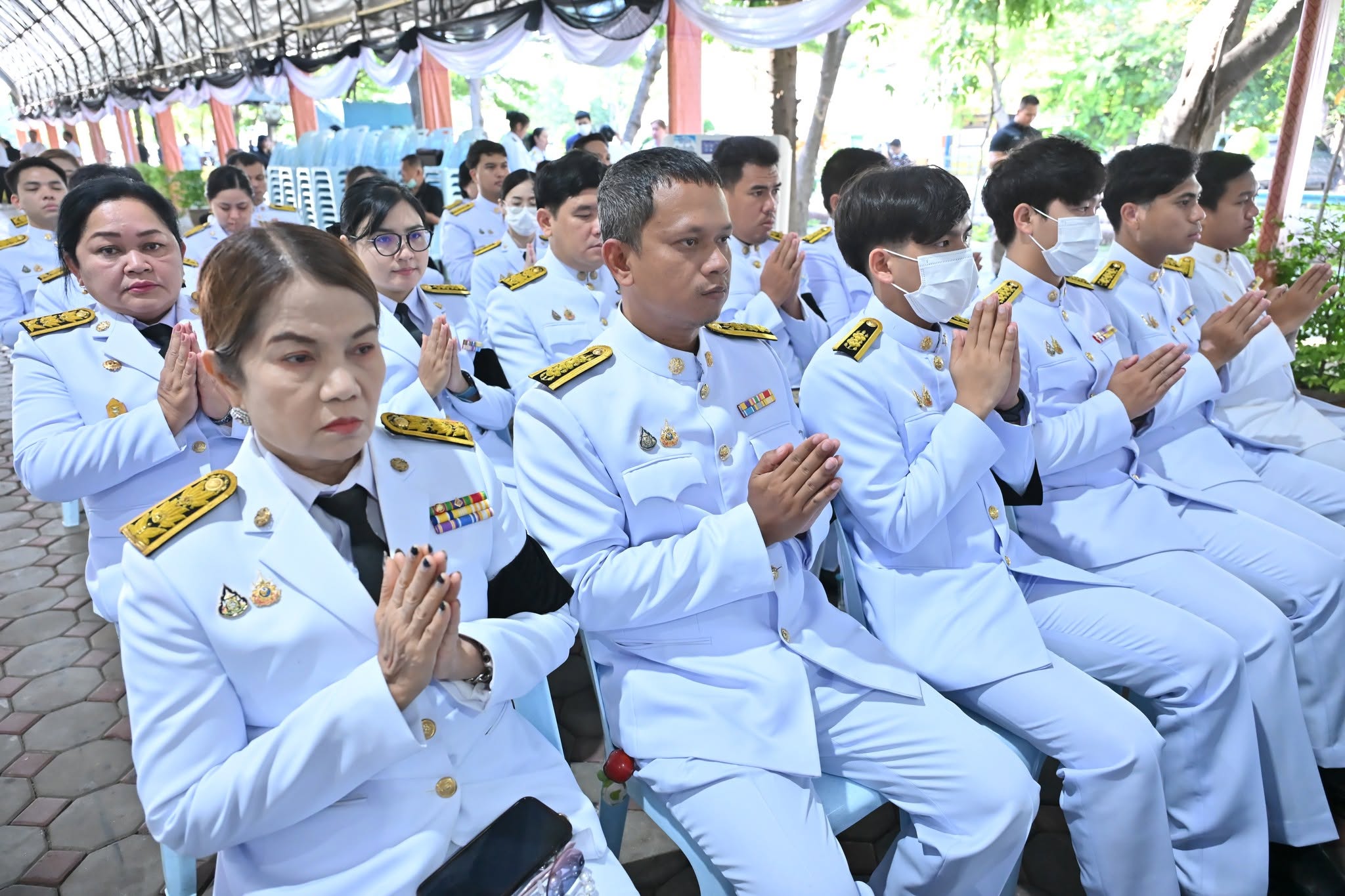 title - ส.ป.ก.นครปฐม เข้าร่วมพิธีบำเพ็ญกุศล ในวาระครบ 15 วัน (ปัณรสมวาร) แห่งการสิ้นพระชนม์ ถวายเป็นพระกุศลแด่ สมเด็จพระเจ้าลูกเธอ เจ้าฟ้าพัชรกิติยาภา นเรนทิราเทพยวดี กรมหลวงราชสาริณีสิริพัชร มหาวัชรราชธิดา