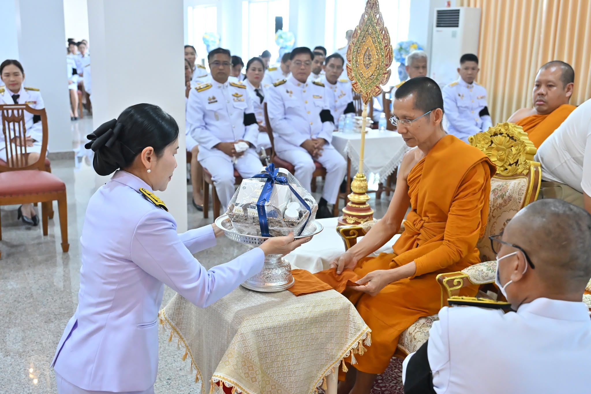 title - ส.ป.ก.นครปฐม เข้าร่วมพิธีบำเพ็ญกุศลทักษิณานุประทาน ปัณรสมวาร (15 วัน) เพื่ออุทิศถวายพระกุศลแด่ สมเด็จพระเจ้าลูกเธอ เจ้าฟ้าพัชรกิติยาภา นเรนทิราเทพยวดี กรมหลวงราชสาริณีสิริพัชร มหาวัชรราชธิดา โดยมี พระสิริวชิรเวที เจ้าคณะจังหวัดนครปฐม เจ้าอาวาสวัดสิริวัฒนาราม