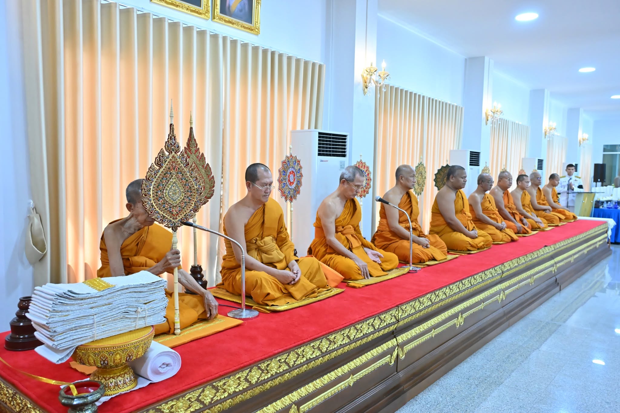 title - ส.ป.ก.นครปฐม เข้าร่วมพิธีบำเพ็ญกุศลทักษิณานุประทาน ปัณรสมวาร (15 วัน) เพื่ออุทิศถวายพระกุศลแด่ สมเด็จพระเจ้าลูกเธอ เจ้าฟ้าพัชรกิติยาภา นเรนทิราเทพยวดี กรมหลวงราชสาริณีสิริพัชร มหาวัชรราชธิดา โดยมี พระสิริวชิรเวที เจ้าคณะจังหวัดนครปฐม เจ้าอาวาสวัดสิริวัฒนาราม