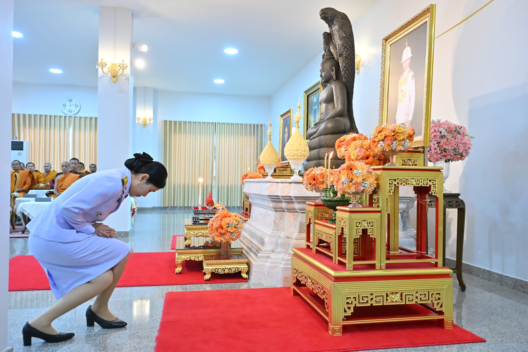 title - ส.ป.ก.นครปฐม เข้าร่วมพิธีบำเพ็ญกุศลทักษิณานุประทาน ปัณรสมวาร (15 วัน) เพื่ออุทิศถวายพระกุศลแด่ สมเด็จพระเจ้าลูกเธอ เจ้าฟ้าพัชรกิติยาภา นเรนทิราเทพยวดี กรมหลวงราชสาริณีสิริพัชร มหาวัชรราชธิดา โดยมี พระสิริวชิรเวที เจ้าคณะจังหวัดนครปฐม เจ้าอาวาสวัดสิริวัฒนาราม