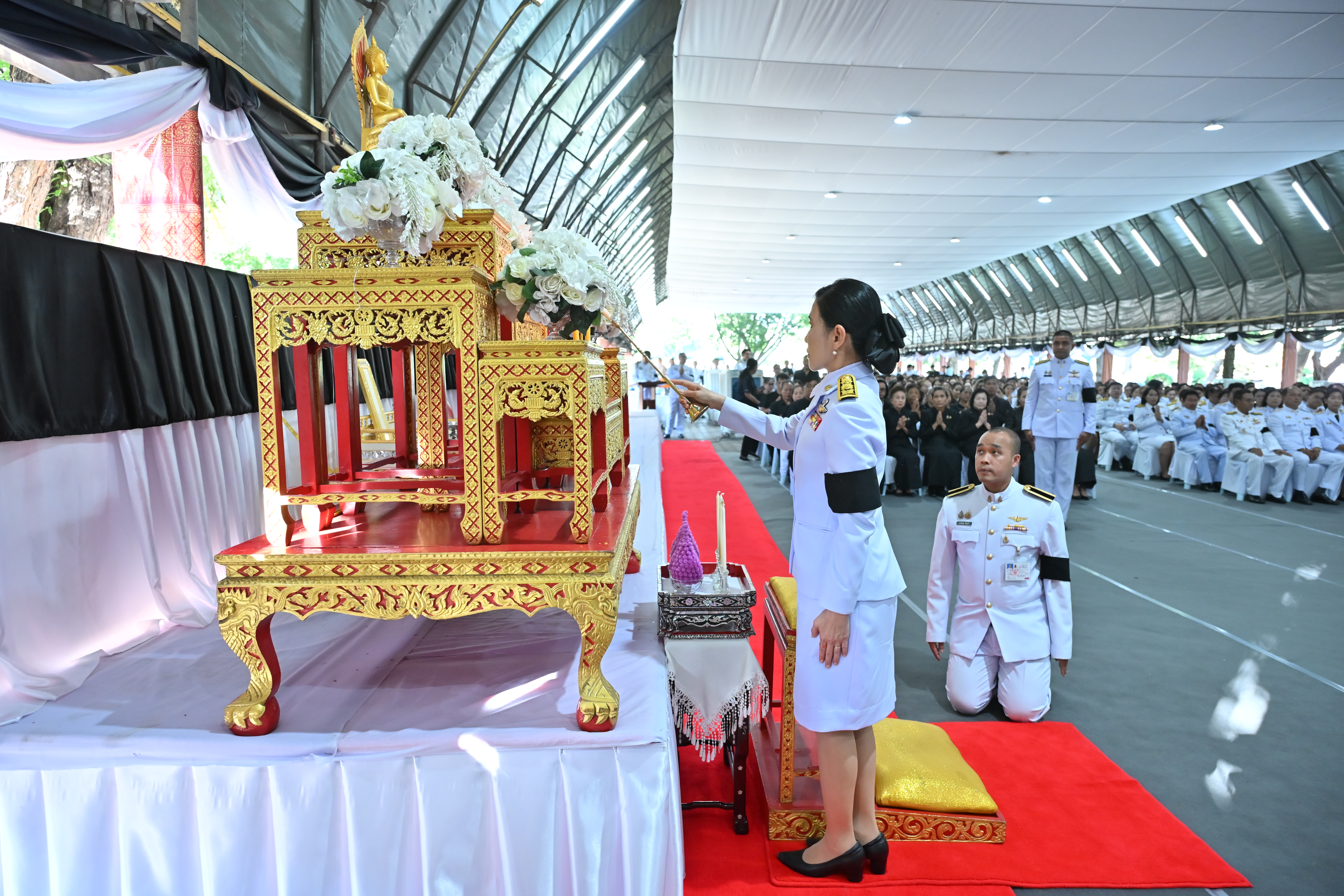 title - ส.ป.ก.นครปฐม เข้าร่วมพิธีบำเพ็ญกุศลสัตตมวาร (7 วัน) อุทิศถวายพระกุศลแด่สมเด็จพระเจ้าลูกเธอ เจ้าฟ้าพัชรกิติยาภา นเรนทิราเทพยวดี กรมหลวงราชสาริณีสิริพัชร มหาวัชรราชธิดา