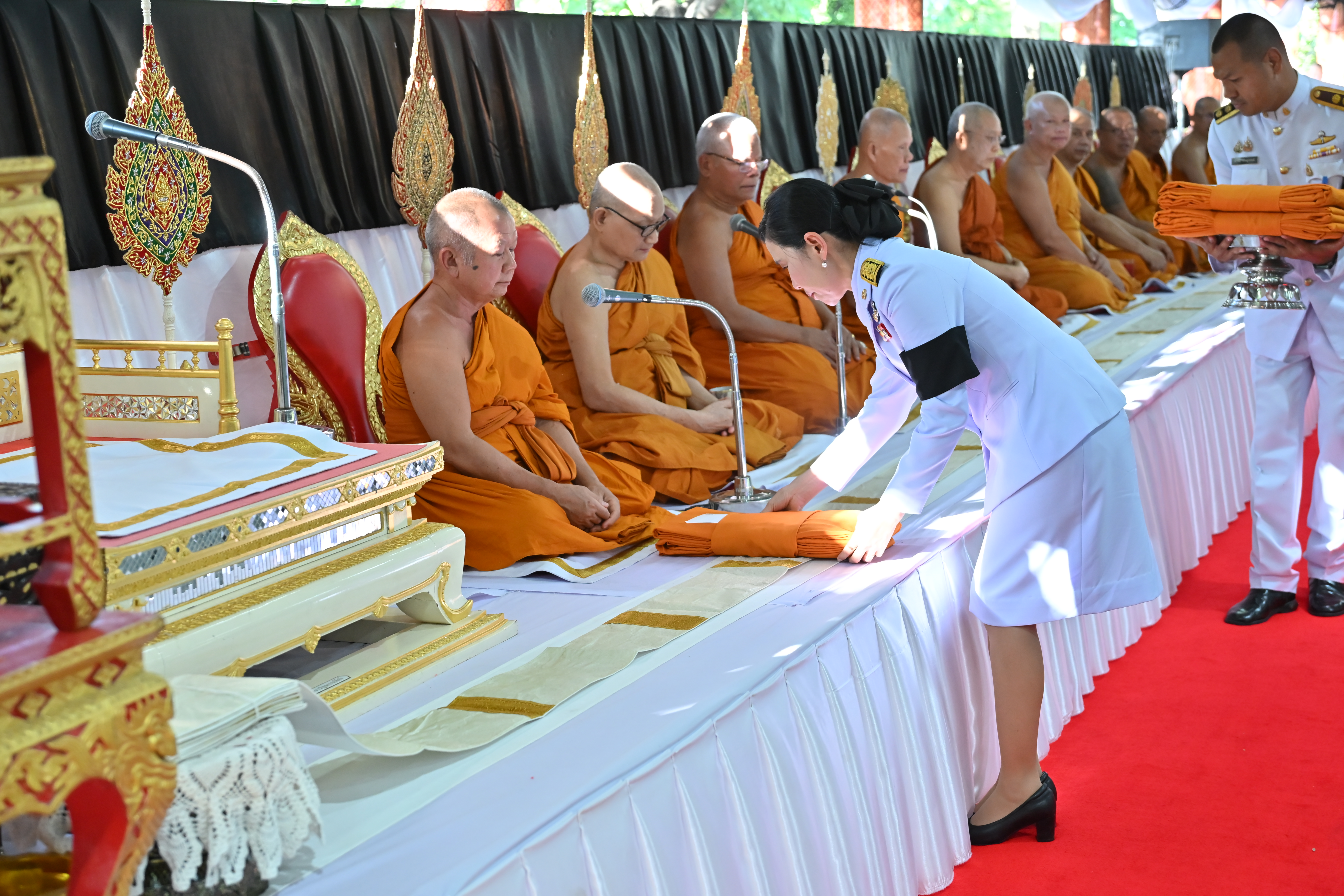 title - ส.ป.ก.นครปฐม เข้าร่วมพิธีบำเพ็ญกุศลสัตตมวาร (7 วัน) อุทิศถวายพระกุศลแด่สมเด็จพระเจ้าลูกเธอ เจ้าฟ้าพัชรกิติยาภา นเรนทิราเทพยวดี กรมหลวงราชสาริณีสิริพัชร มหาวัชรราชธิดา