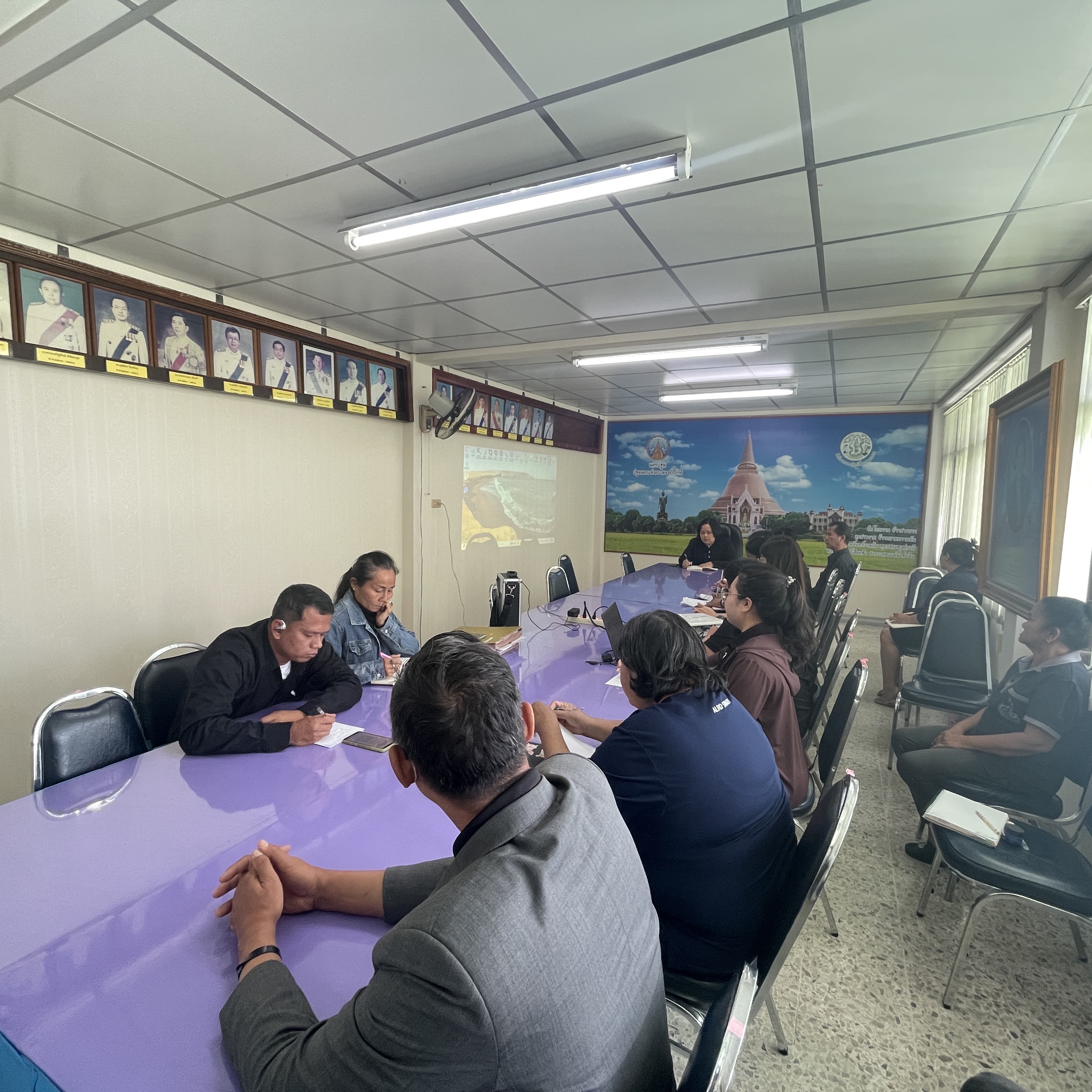 title - ประชุมสำนักงานการปฏิรูปที่ดินจังหวัดนครปฐม ประจำเดือนธันวาคม 2568