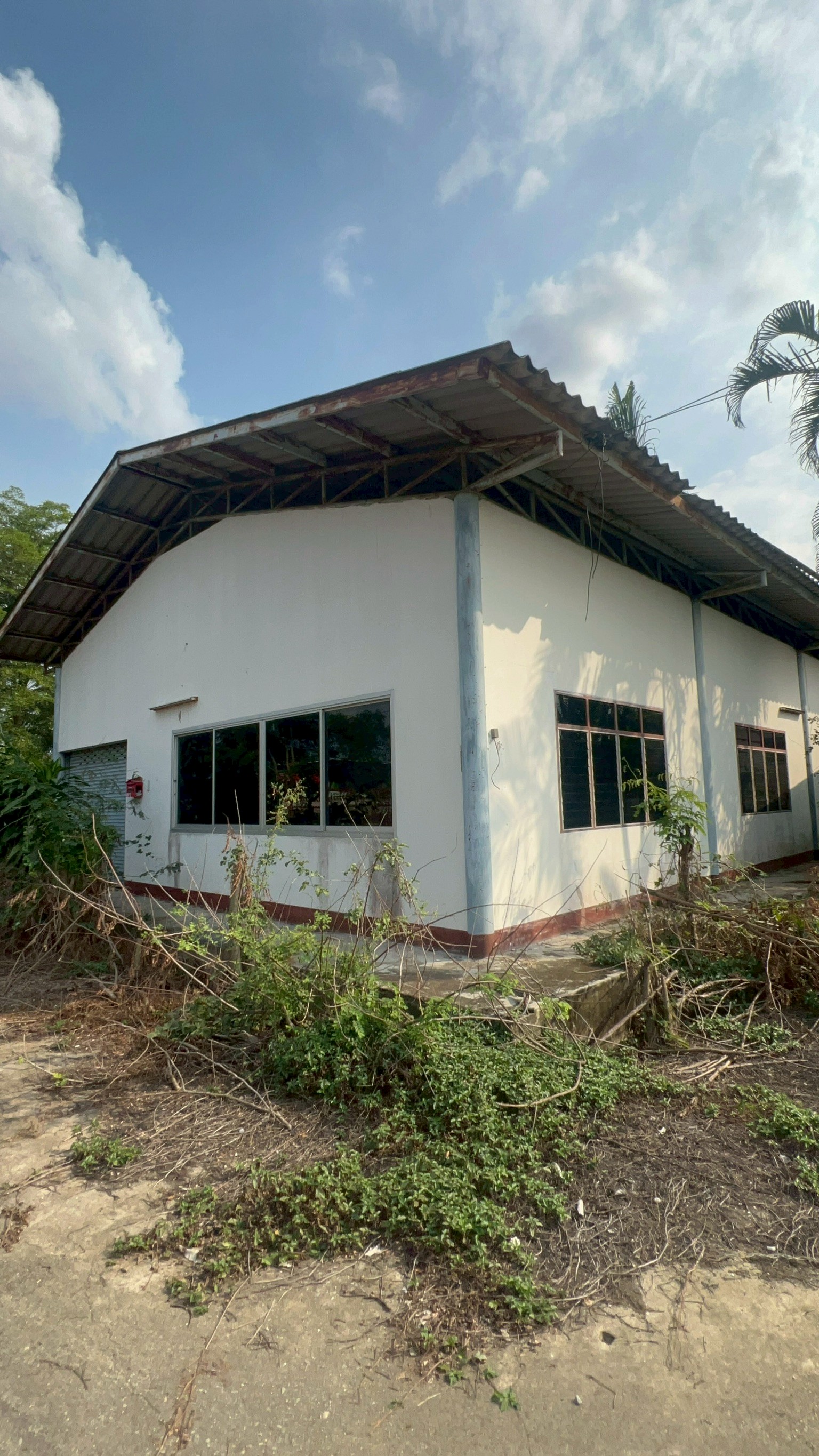 title - ส.ป.ก.นครปฐม โดย นางสาวศศิธร นาคศรีจันทร์ ปฏิรูปที่ดินจังหวัดนครปฐม ได้ลงพื้นที่ตรวจสอบกรณีสหกรณ์การเกษตรปฏิรูปที่ดินพุทธมณฑล ฯ