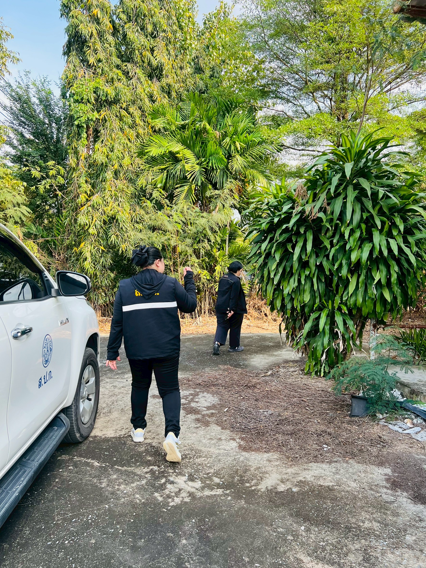 title - ส.ป.ก.นครปฐม โดย นางสาวศศิธร นาคศรีจันทร์ ปฏิรูปที่ดินจังหวัดนครปฐม ได้ลงพื้นที่ตรวจสอบกรณีสหกรณ์การเกษตรปฏิรูปที่ดินพุทธมณฑล ฯ