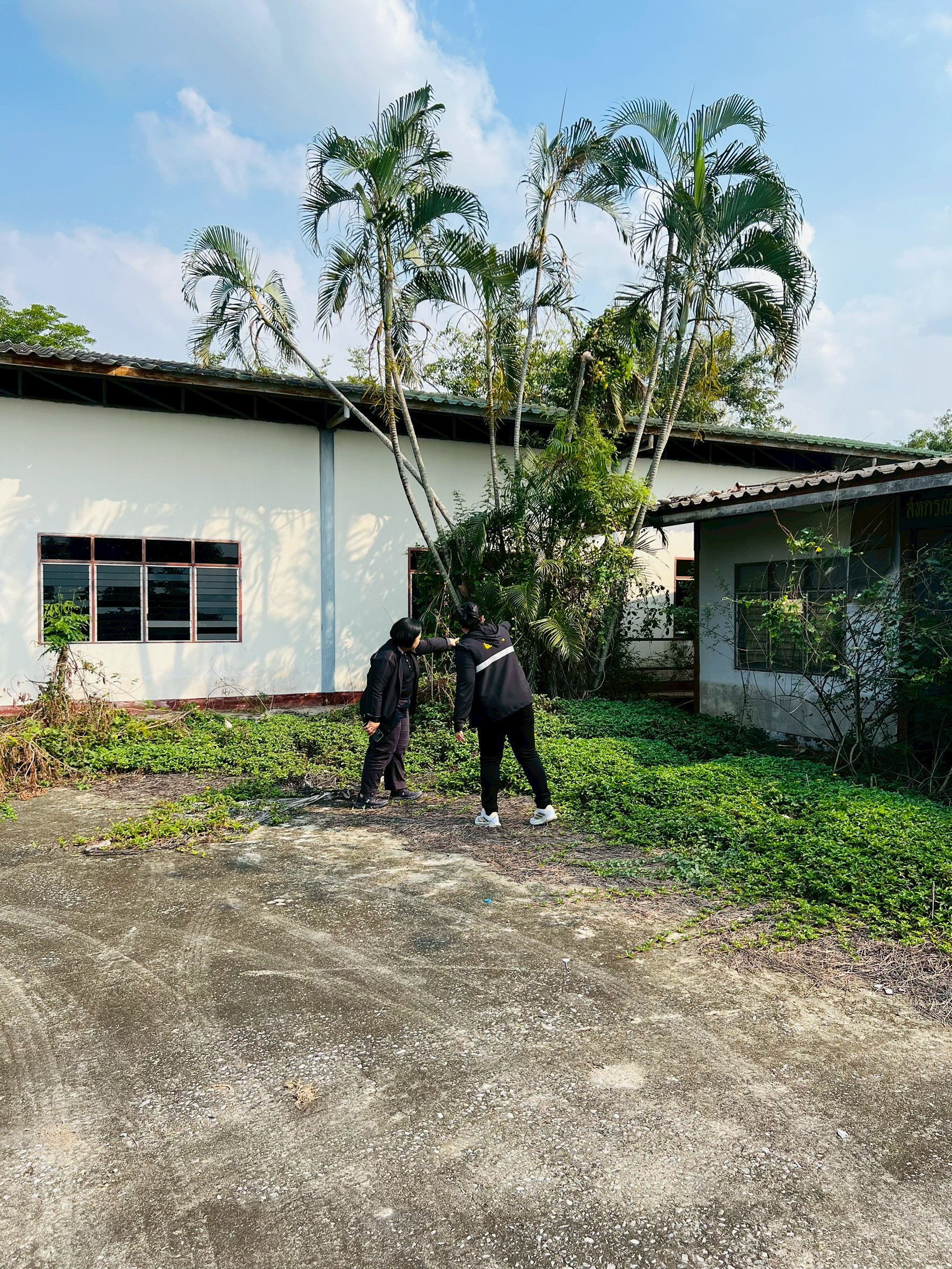 title - ส.ป.ก.นครปฐม โดย นางสาวศศิธร นาคศรีจันทร์ ปฏิรูปที่ดินจังหวัดนครปฐม ได้ลงพื้นที่ตรวจสอบกรณีสหกรณ์การเกษตรปฏิรูปที่ดินพุทธมณฑล ฯ