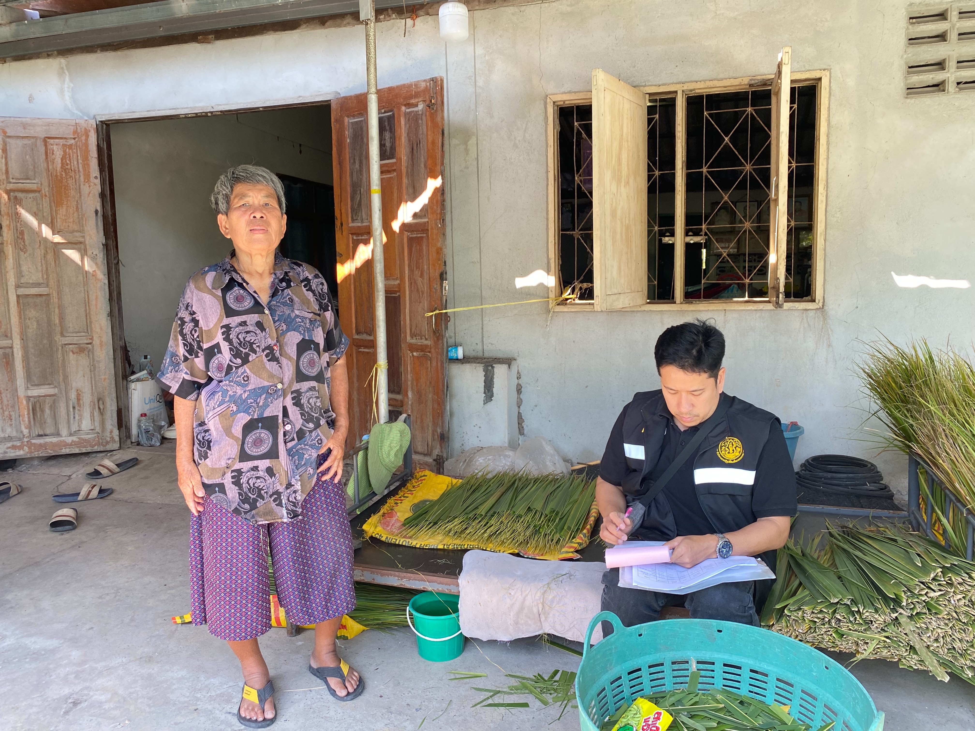 title - ส.ป.ก.นครปฐม ลงพื้นที่ออกให้บริการติดตามและจัดเก็บรายได้เงินกองทุน  การปฏิรูปที่ดินเพื่อเกษตรกรรม ปีงบประมาณ พ.ศ. 2569 ในเขตปฏิรูปที่ดินอำเภอบางเลน