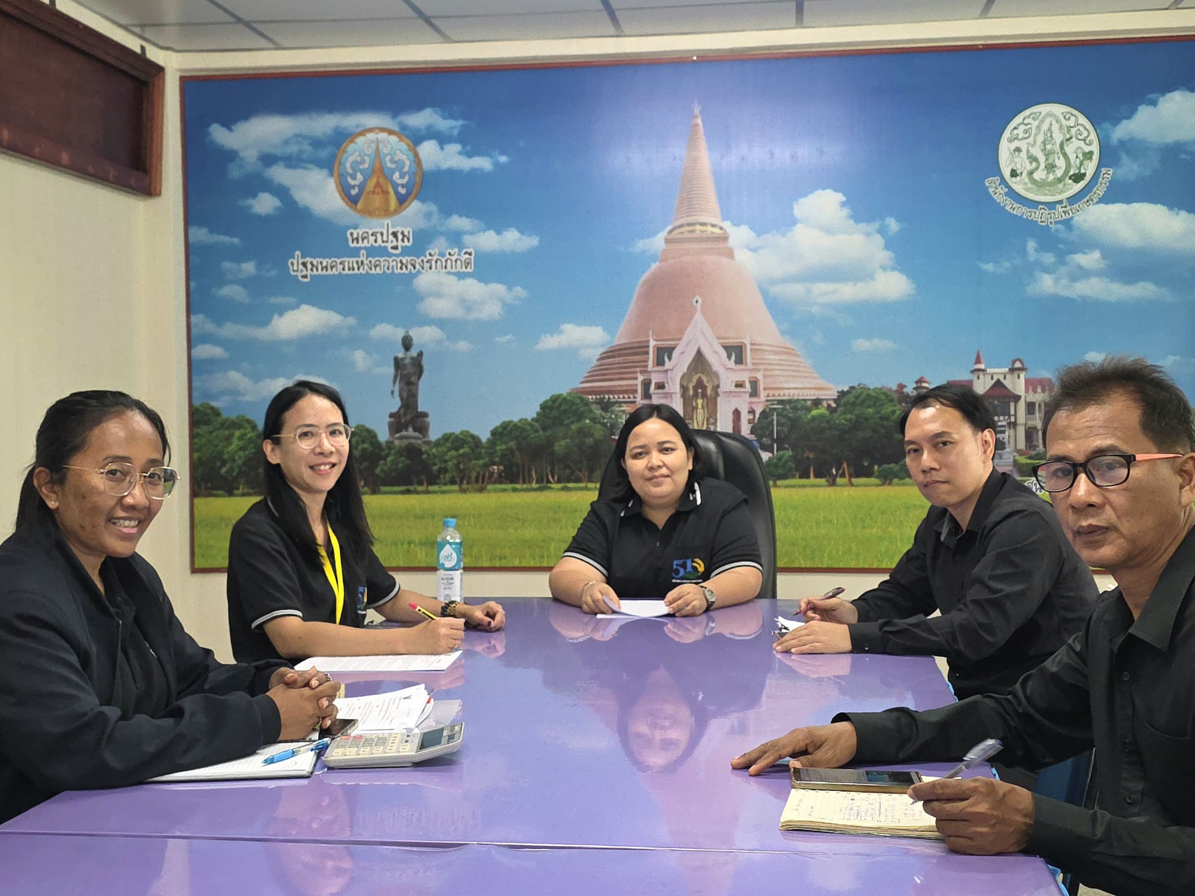 title - ส.ป.ก.นครปฐม จัดประชุมเพื่อหารือพิจารณาความเหมาะสมในการดำเนินการประชาสัมพันธ์ ความเป็นไปได้ในการจัดหาที่ดินพิจารณาแนวทางที่จะดำเนินการจัดซื้อในเบื้องต้น ในเขตพื้นที่จังหวัดนครปฐมดำเนินการให้เป็นไปตามหลักเกณฑ์และวิธีการจัดซื้อที่ดินที่ ส.ป.ก. กำหนด