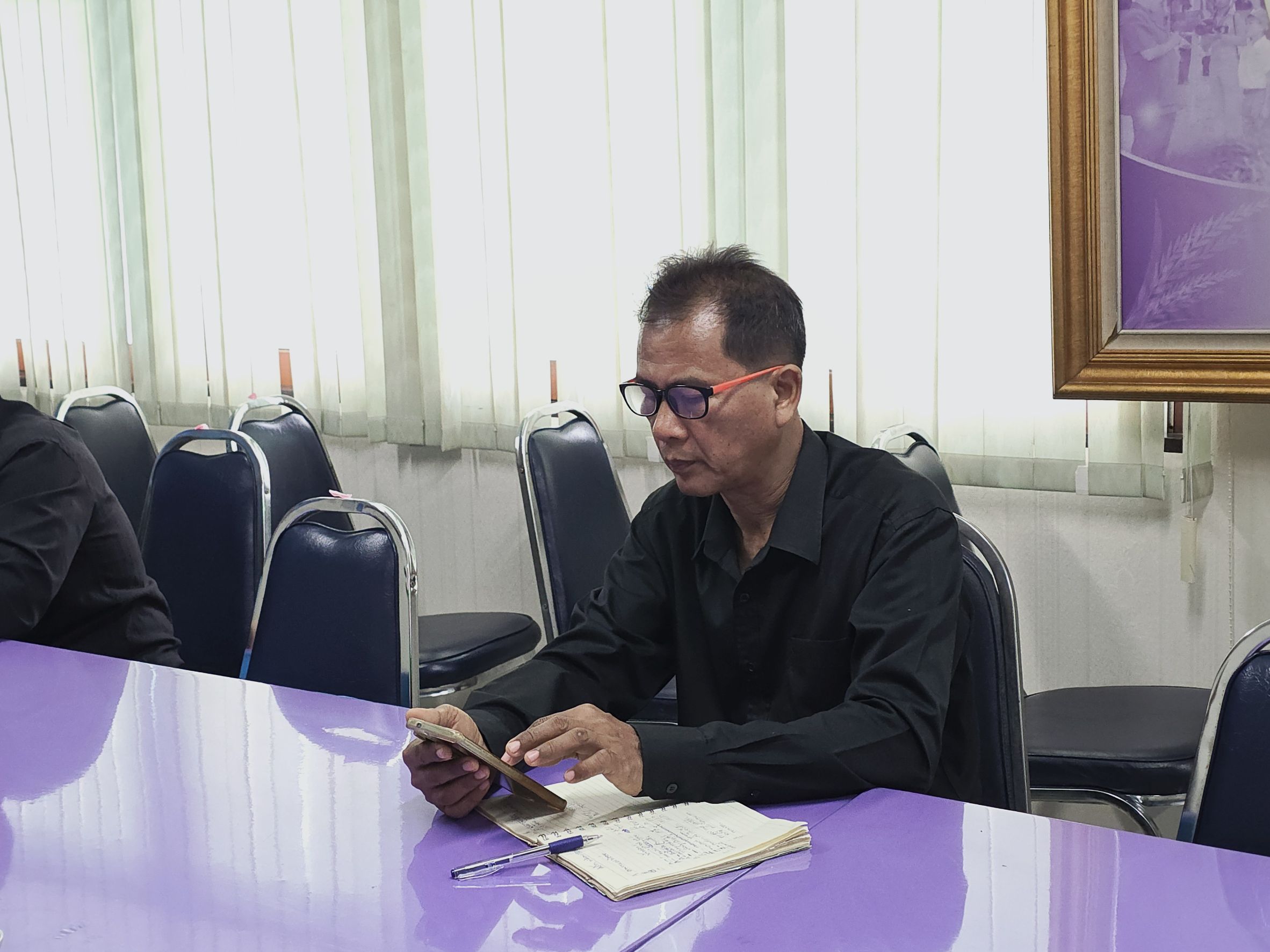 title - ส.ป.ก.นครปฐม จัดประชุมเพื่อหารือพิจารณาความเหมาะสมในการดำเนินการประชาสัมพันธ์ ความเป็นไปได้ในการจัดหาที่ดินพิจารณาแนวทางที่จะดำเนินการจัดซื้อในเบื้องต้น ในเขตพื้นที่จังหวัดนครปฐมดำเนินการให้เป็นไปตามหลักเกณฑ์และวิธีการจัดซื้อที่ดินที่ ส.ป.ก. กำหนด