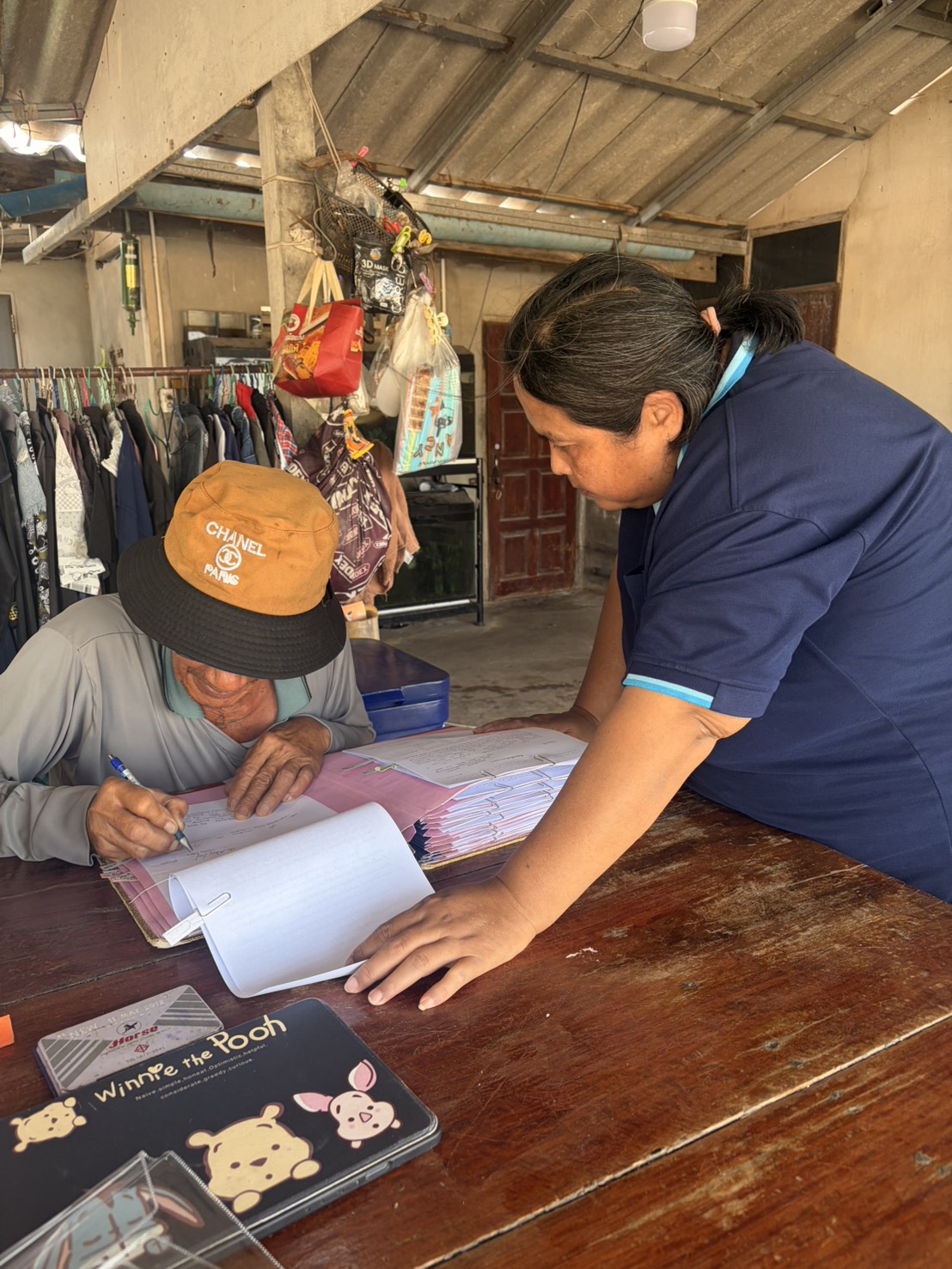 title - ส.ป.ก.นครปฐม ลงพื้นที่ให้บริการจัดทำสัญญากู้ยืมเงินสินเชื่อเกษตรกร จำนวน 13 ราย เป็นเงิน 650,000 บาท โครงการส่งเสริมปัจจัยการผลิตให้กับเเกษตรกรในเขตปฏิรูปที่ดินพื้นที่บางเลน ปี พ.ศ.2569