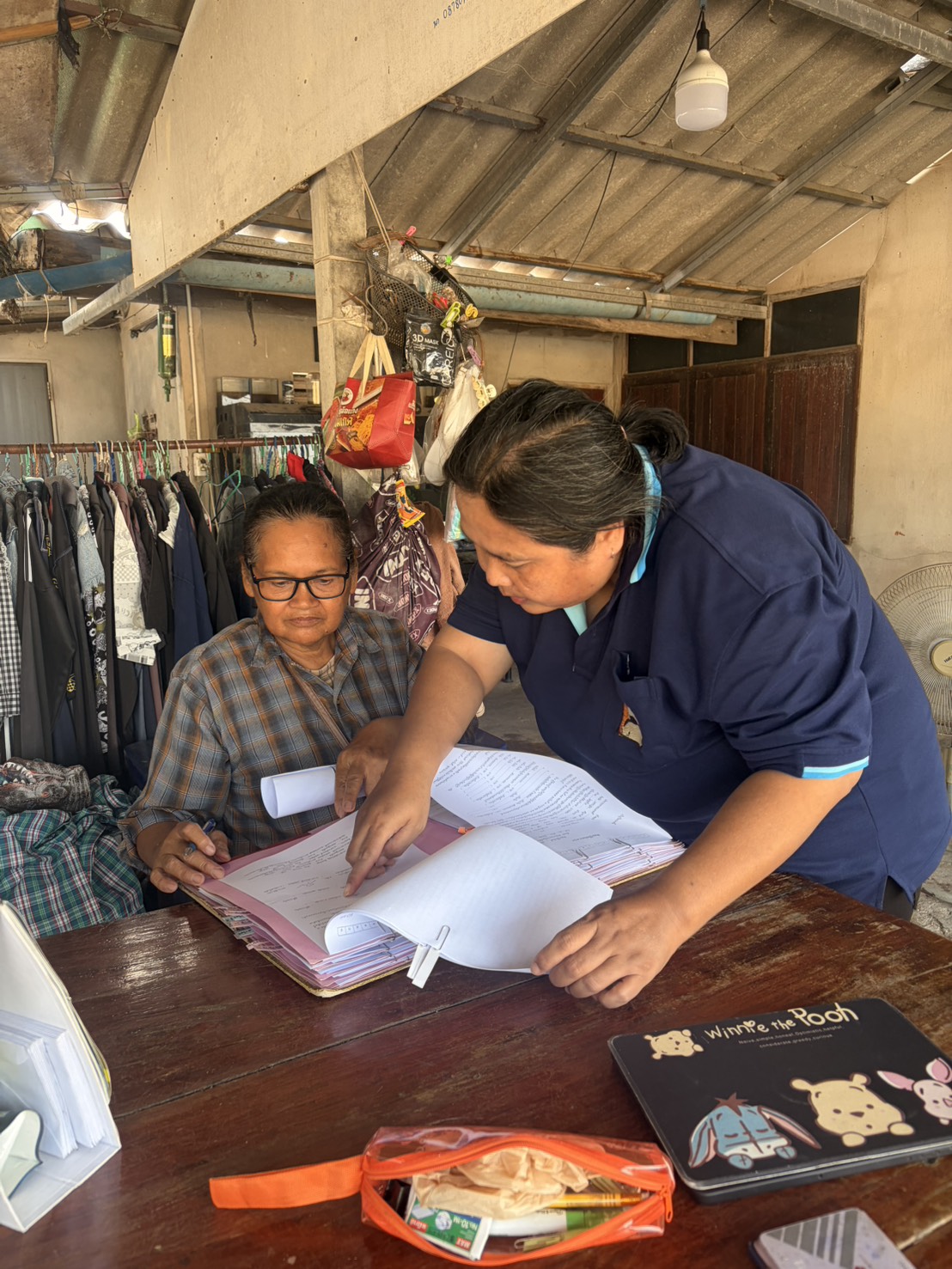 title - ส.ป.ก.นครปฐม ลงพื้นที่ให้บริการจัดทำสัญญากู้ยืมเงินสินเชื่อเกษตรกร จำนวน 13 ราย เป็นเงิน 650,000 บาท โครงการส่งเสริมปัจจัยการผลิตให้กับเเกษตรกรในเขตปฏิรูปที่ดินพื้นที่บางเลน ปี พ.ศ.2569